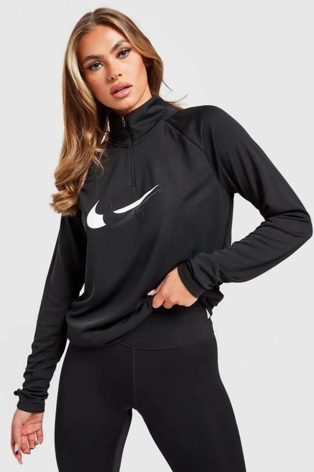 Nike Air Women's Running Mid Layer 1/4 Zip 1/4 Fermuar Siyah Koşu Üstü