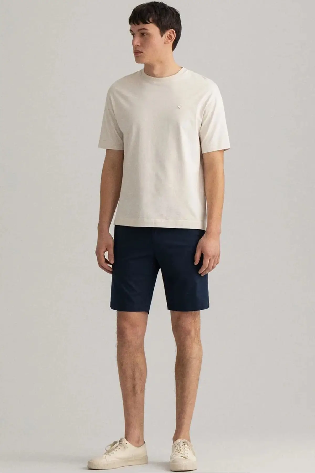 20070-410 GANT Men's Slim Fit Woven Bermuda Navy Shorts Erkek Dokuma Bermuda Şort Lacivert