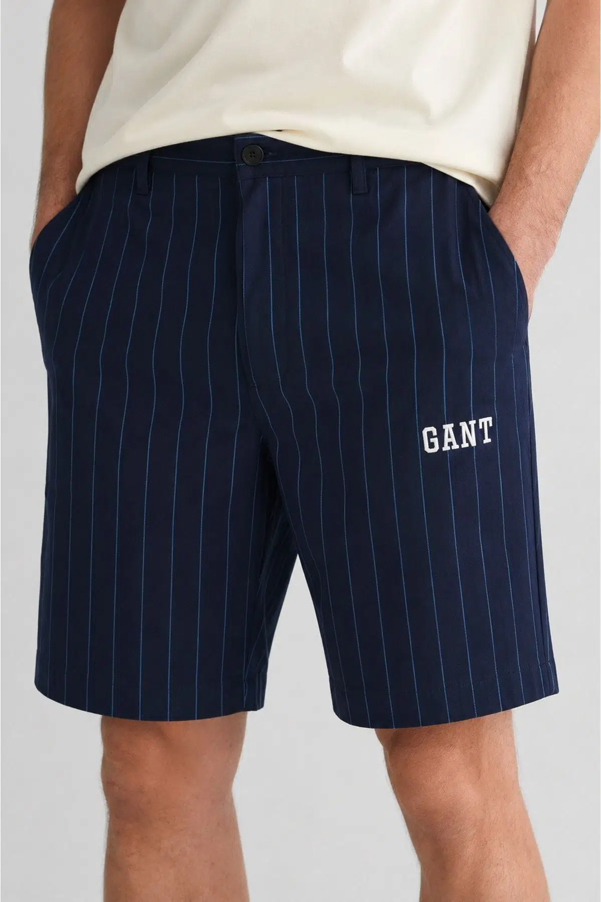 GANT Men's Regular Fit Striped Bermuda Navy Shorts Erkek Kanvas Bermuda Şort Lacivert