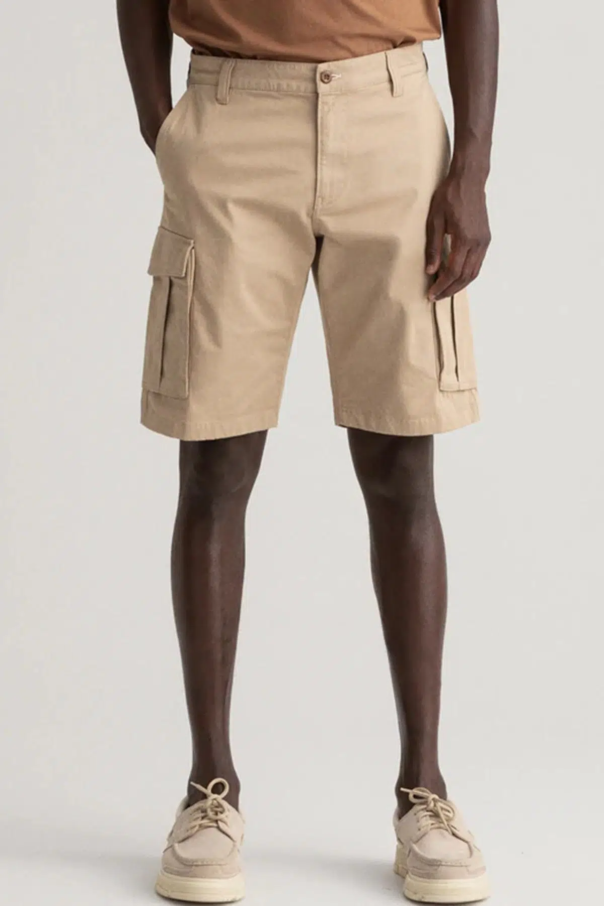 GANT Men's Relaxed Twill Cargo Bermuda Shorts Erkek Rahat Kesim Dokuma Kargo Şort Bej