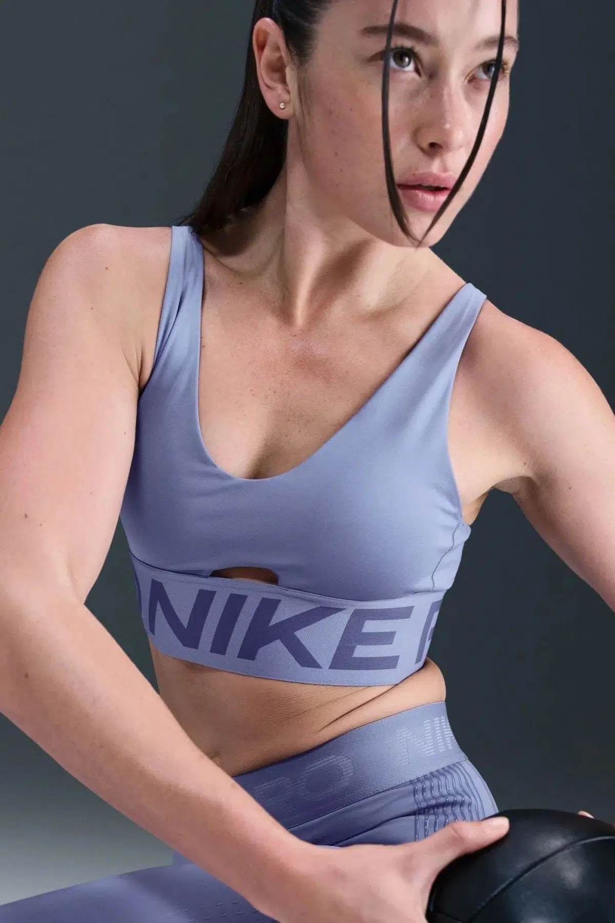 HF7324-499 Nike Pro Indy Plunge-Support Bra Pedli Kadın Spor Bra Lacivert