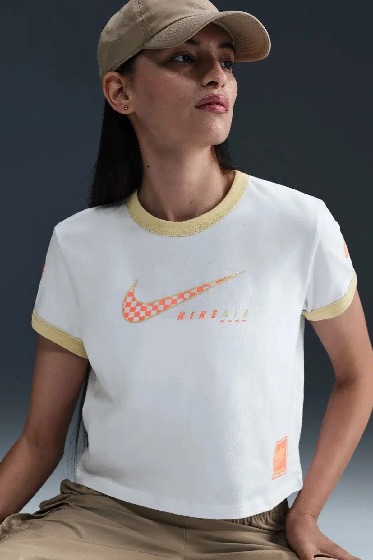 HQ1707-100 Nike Air Zoom Club SS Tee Moto RGR Womens White Tshirt Kısa Kollu Kadın Tişört Beyaz