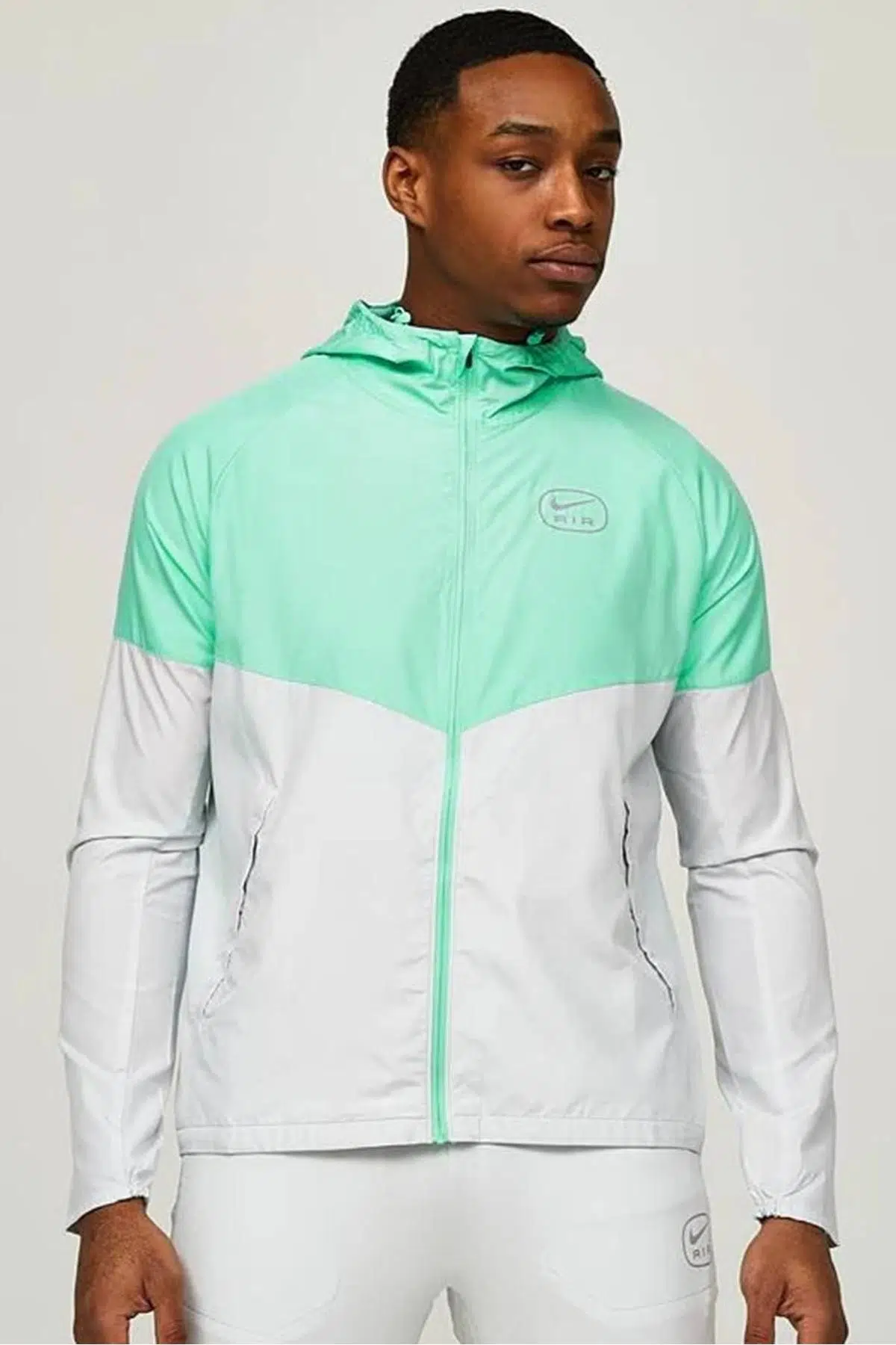 Nike Air Water Resistant Packable Hoodie Jacket Erkek Kapüşonlu Çanta Olabilen Suitici Spor Ceket Yeşil-Beyaz
