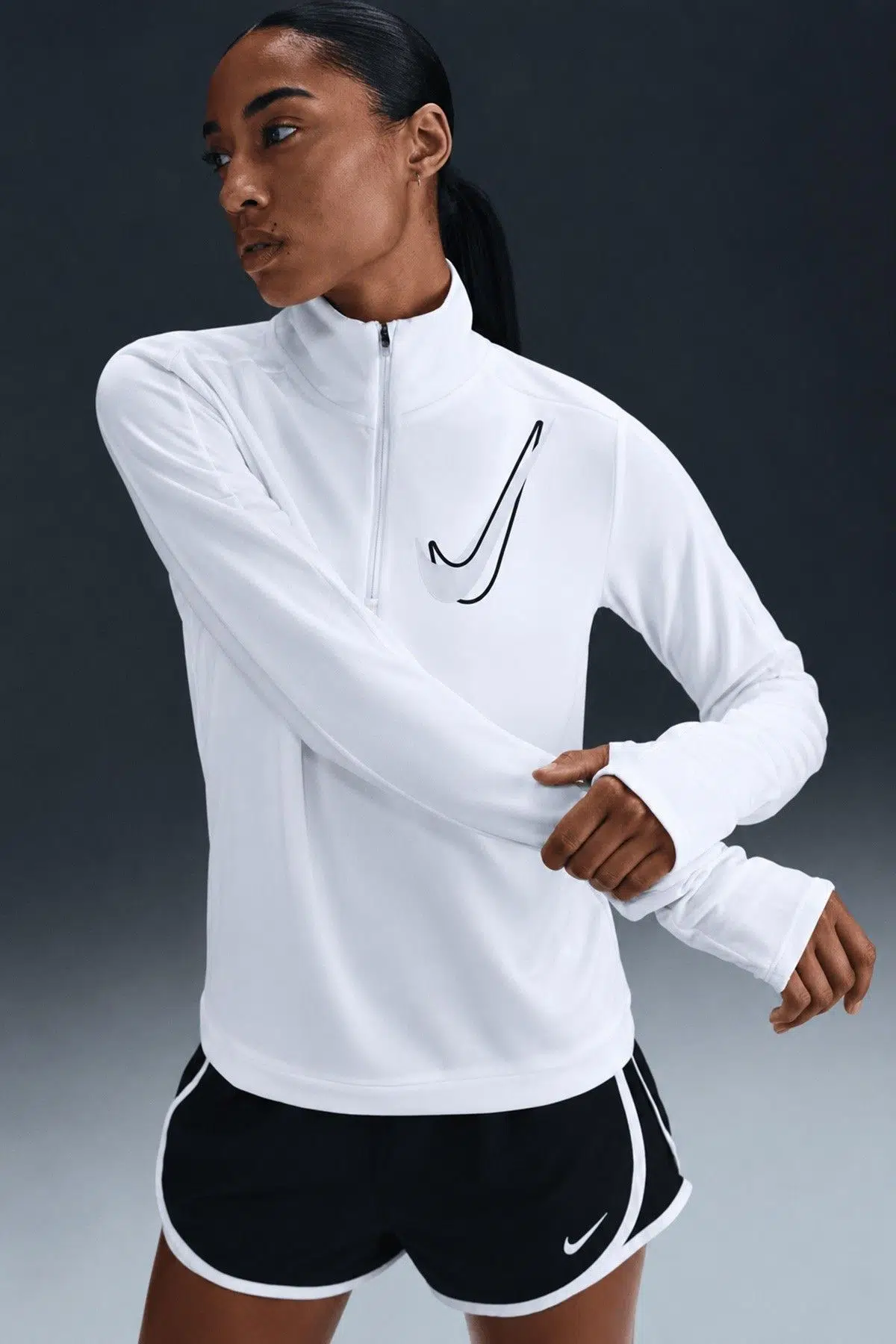 Nike Swoosh Women's Dri-FIT 1/2-Zip Running Mid Layer Kadın Yarım Fermuarlı Sweatshirt Beyaz