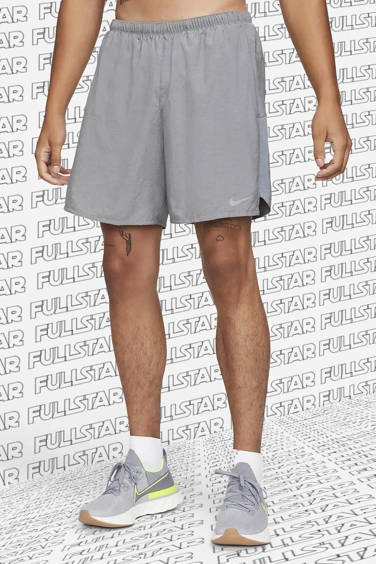 Nike Challenger Dri Fit 7'' Brief lined Running Shorts Slip Astarlı Koşu Şortu Gri