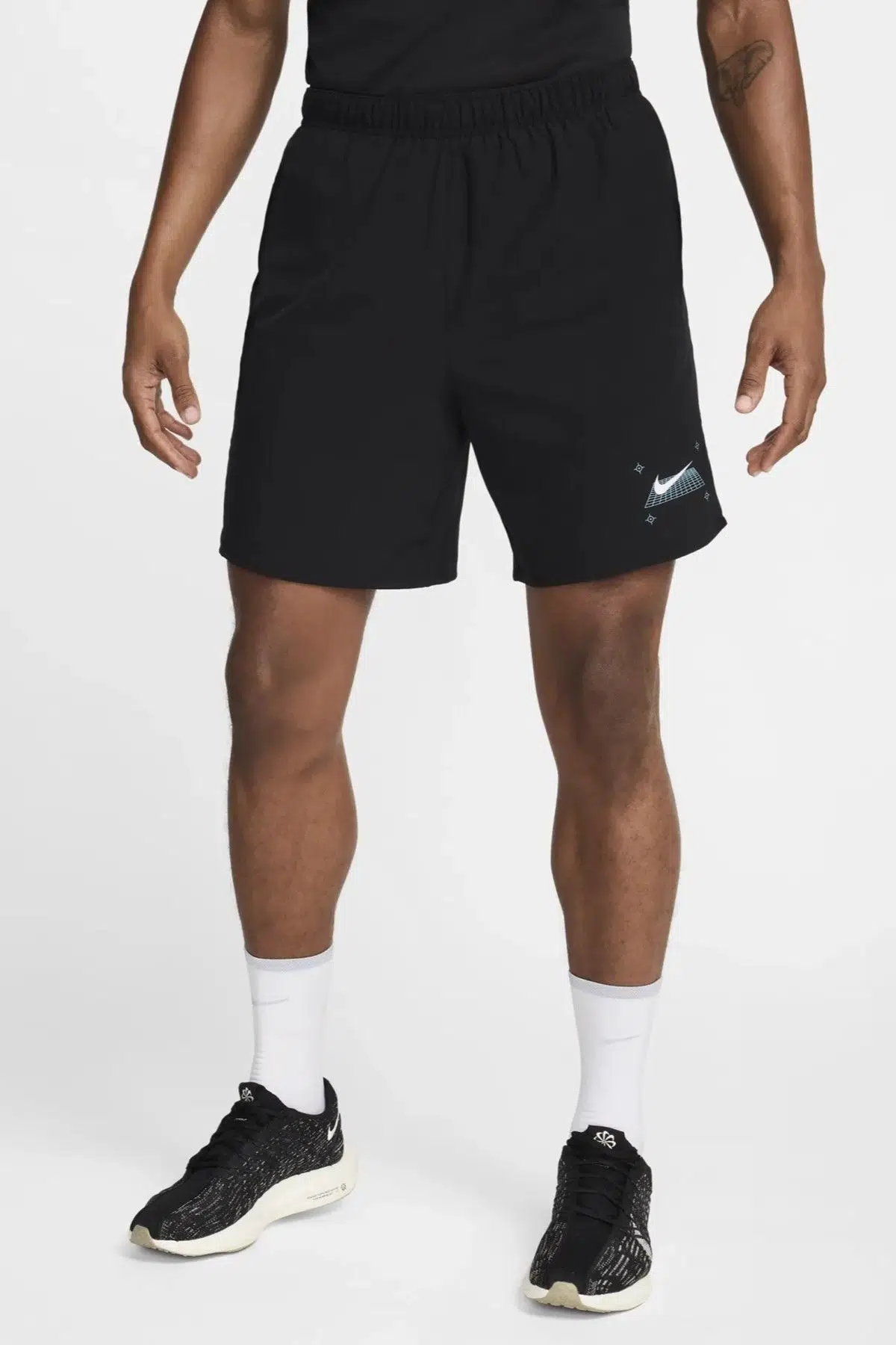 Nike Challenger Grid Mens Shorts Erkek Şort Siyah
