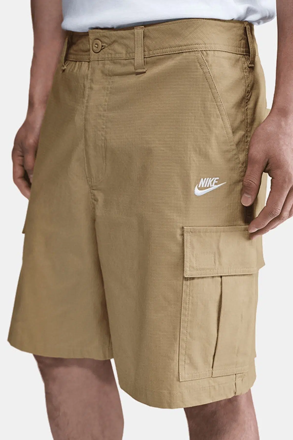 Nike Club Woven Cargo Short in Beige Erkek Dokuma Kargo Cepli Şort Bej