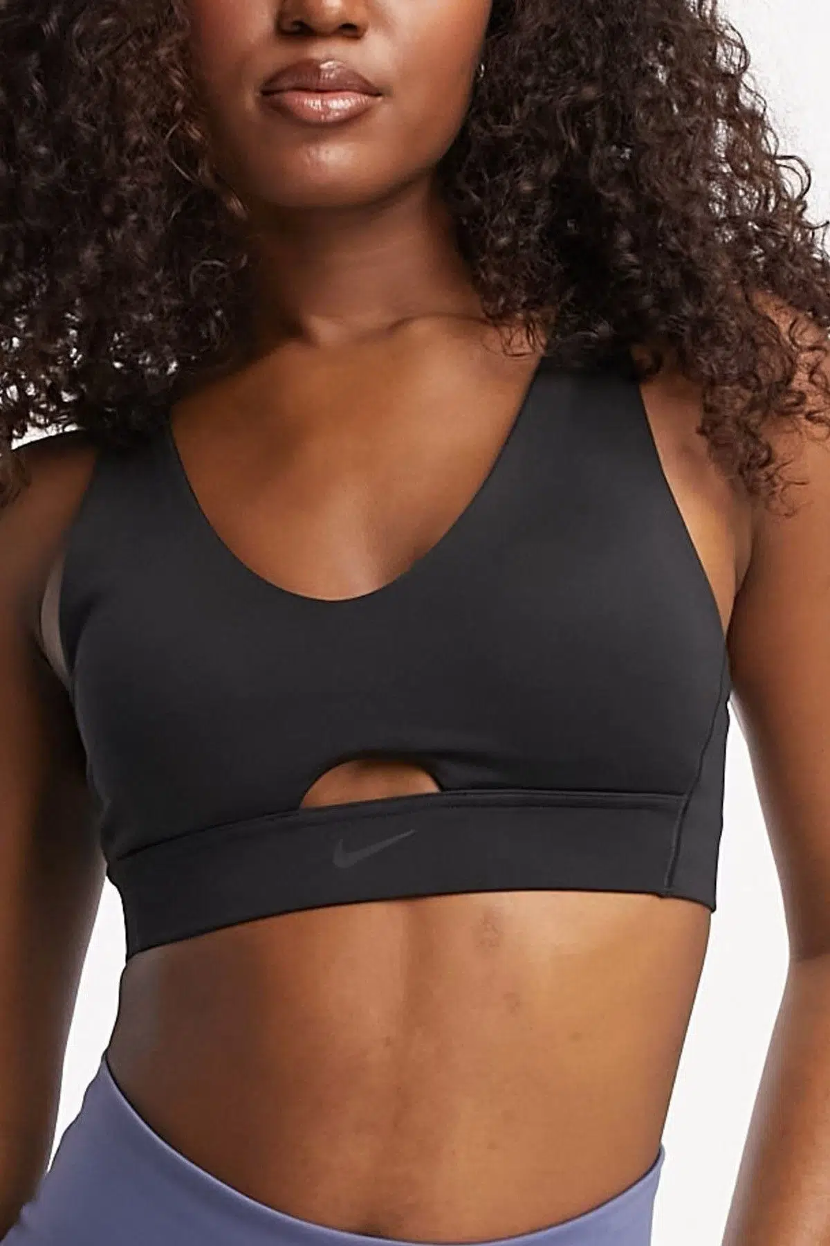 Nike Indy Training Plunge Cutout Medium Support Sports Bra Kadın Dekolteli Orta Destekli Spor Sütyen Bra Siyah