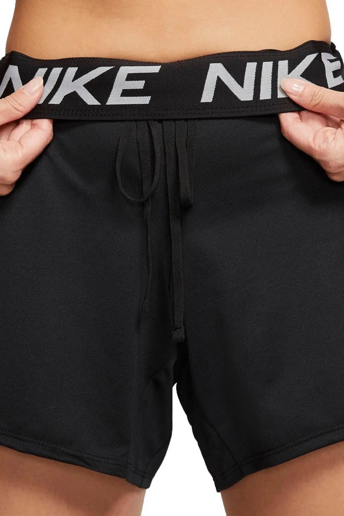 Nike Dri-Fit Attack Shorts Kısa ince Kadın Şort Siyah