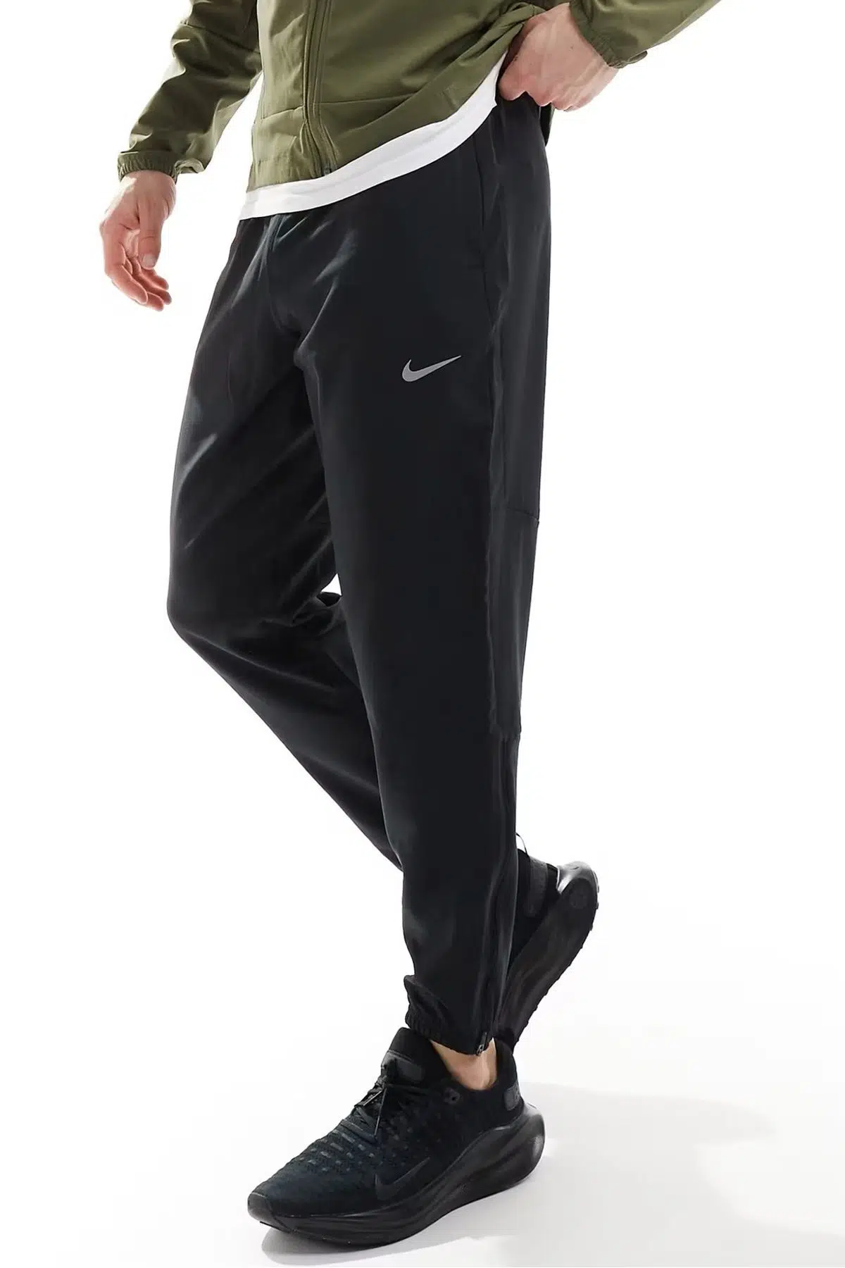 Nike Running Challenger Dri Fit Joggers Erkek Reflektörlü Koşu Antrenman Eşofman Altı Siyah