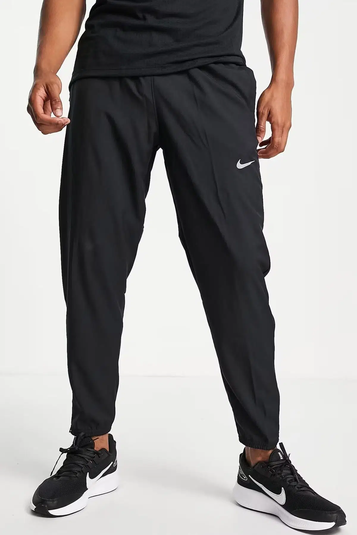 Nike Dri Fit Challenger Woven Running Black Erkek Eşofman Altı Siyah