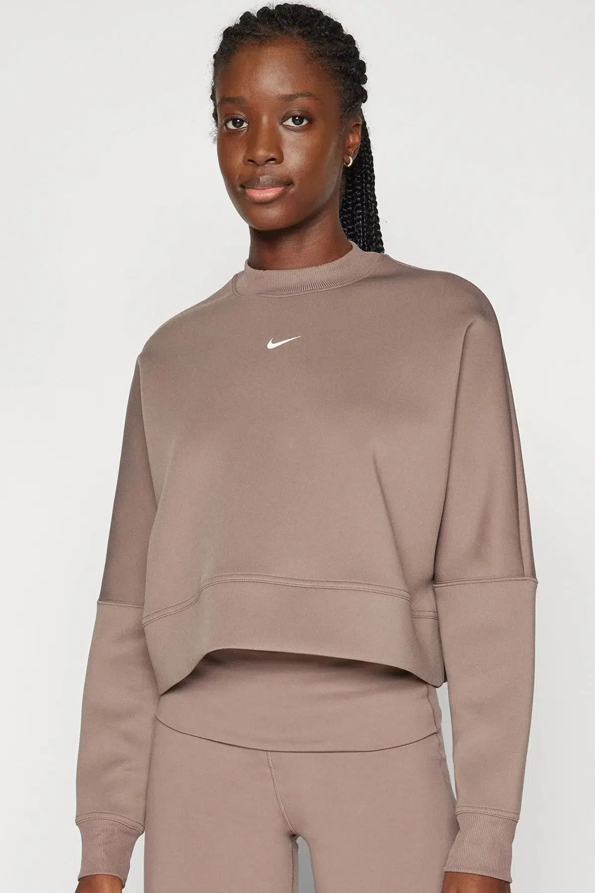 Nike Dri Fit Oversize Crew Neck Crop Sweatshirt Kadın Oversize Crop Sweatshirt Bej