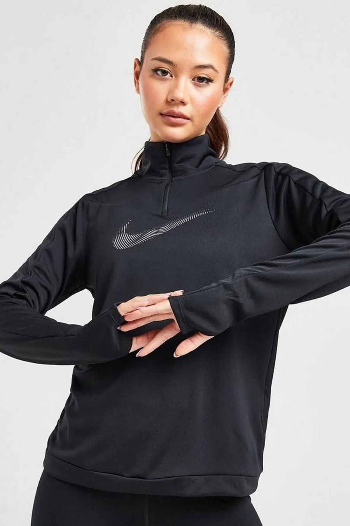Nike Dri Fit Swoosh 1/4 Zip Running Womens Balck Kadın Yarım Fermuarlı Koşu Üstü Sweatshirt Siyah