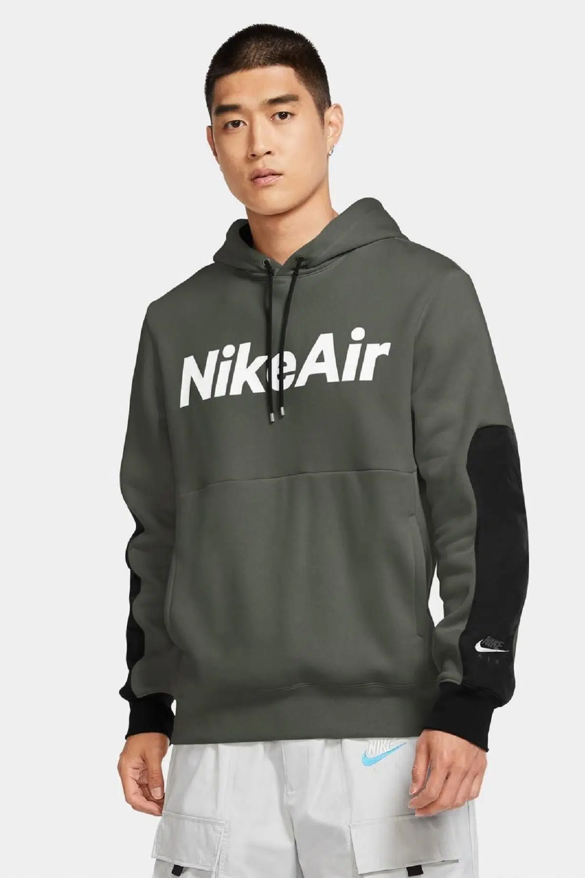 Nike Dri-FIT Swoosh Hoodie Büyük Swoosh Logolu Kapüşonlu Siyah Sweatshirt 
