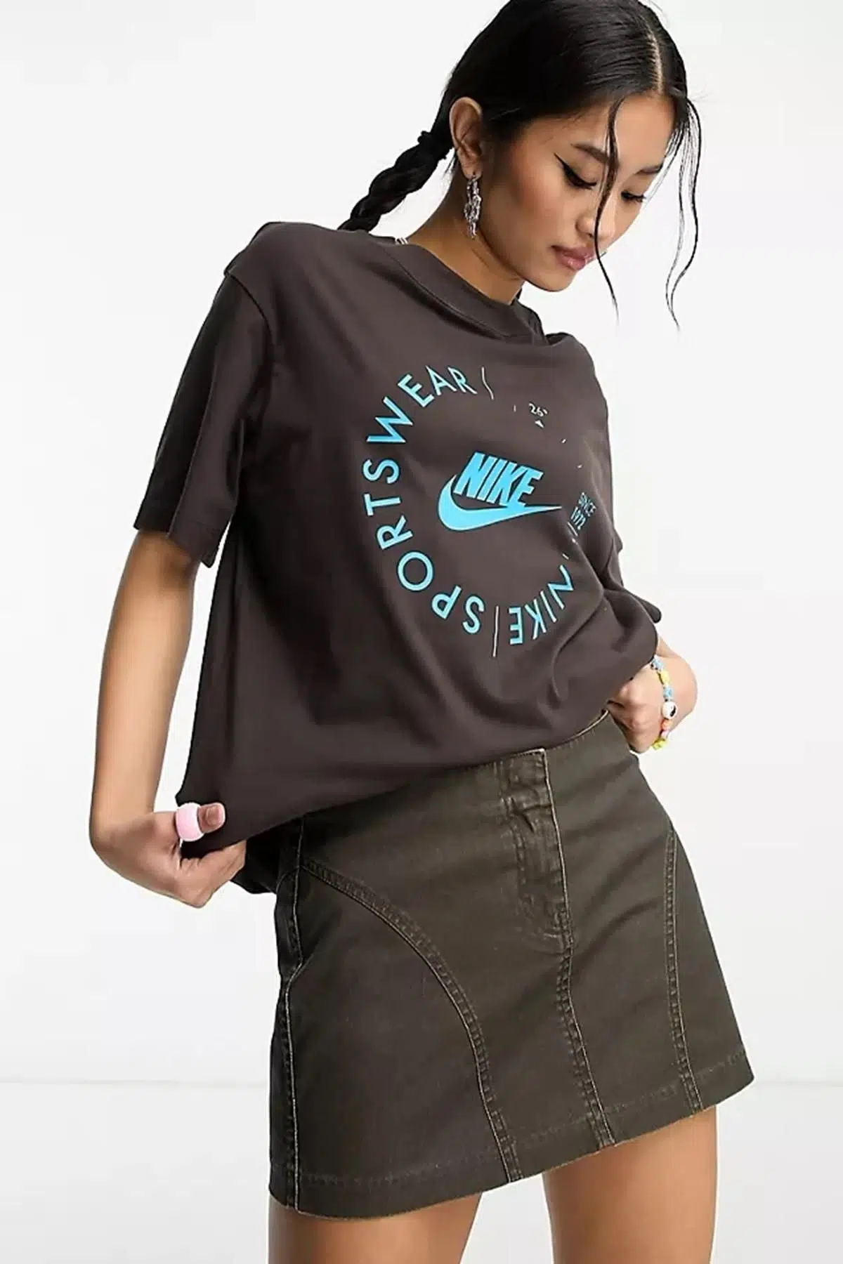 Nike Sportwear Utility Cotton Tee Grafikli Pamuklu Unisex Tişört Kahverengi 