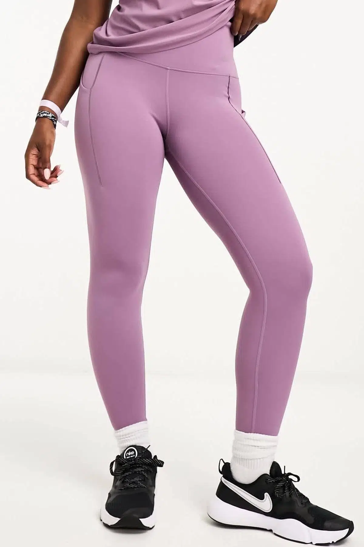 Nike Dri Fit Universa High Rise 7/8 Length Kadın Yüksek Bel Lazer Kesim Toparlayıcı 2 Cepli Dalgıç Kumaş Tayt Lila