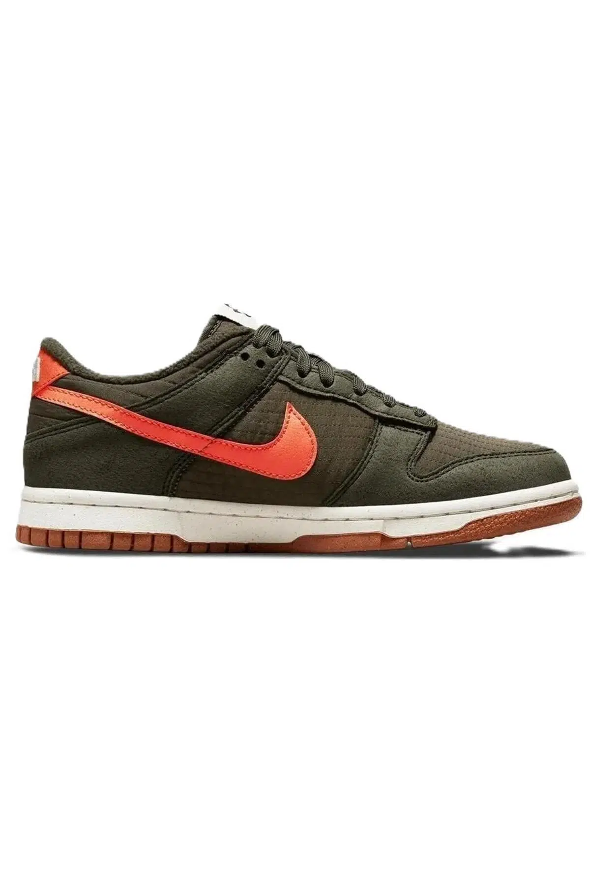 Nike Dunk Low SE Yeşil Kadın Ayakkabısı