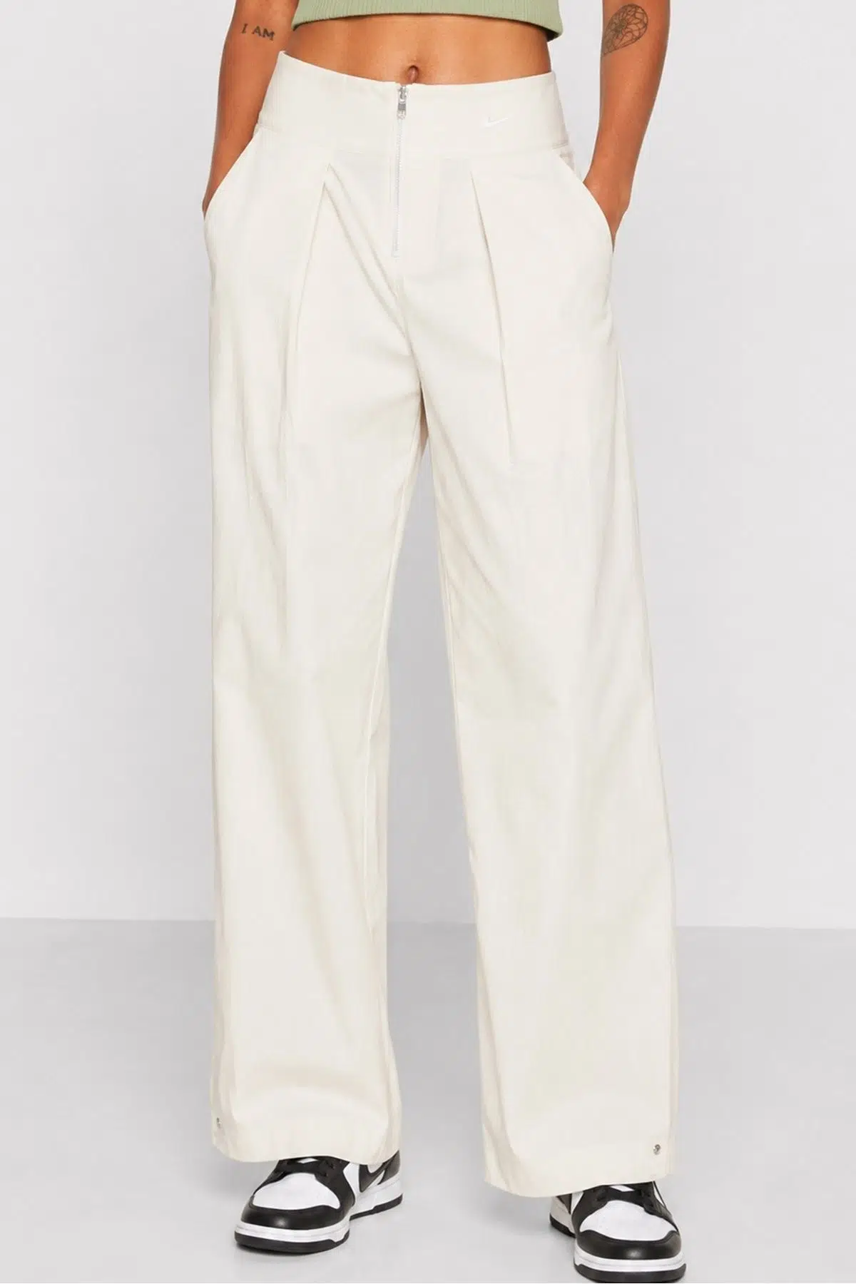 Nike Sportswear Collection Woven Trousers Loose Fİt Joggers Kadın Bol Kesim Dokuma Eşofman Altı Krem