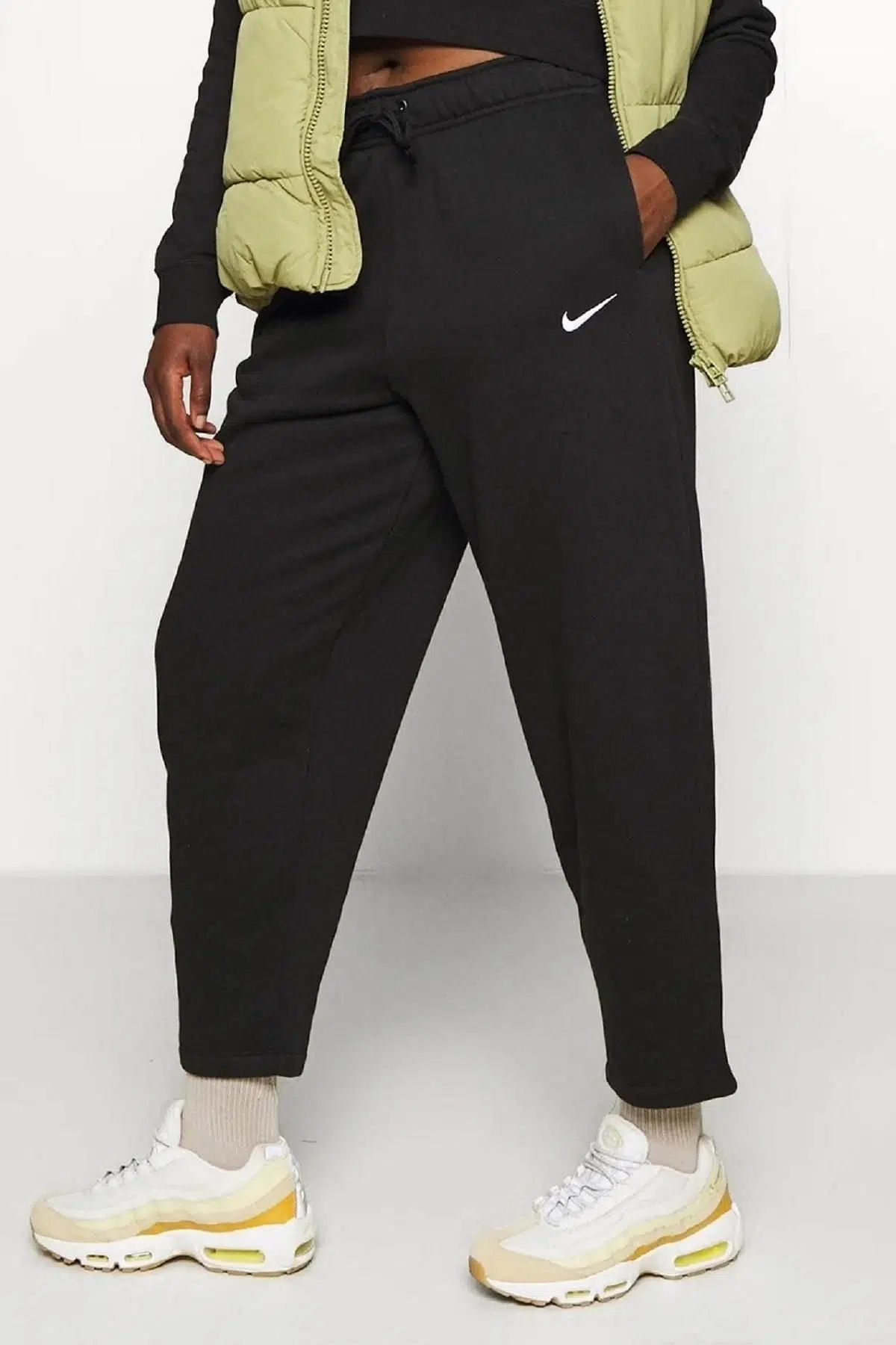 Nike Fleece Tracksuit Bottoms Curve Loose Fit Şardonlu Bol Kesim Eşofman Altı Siyah