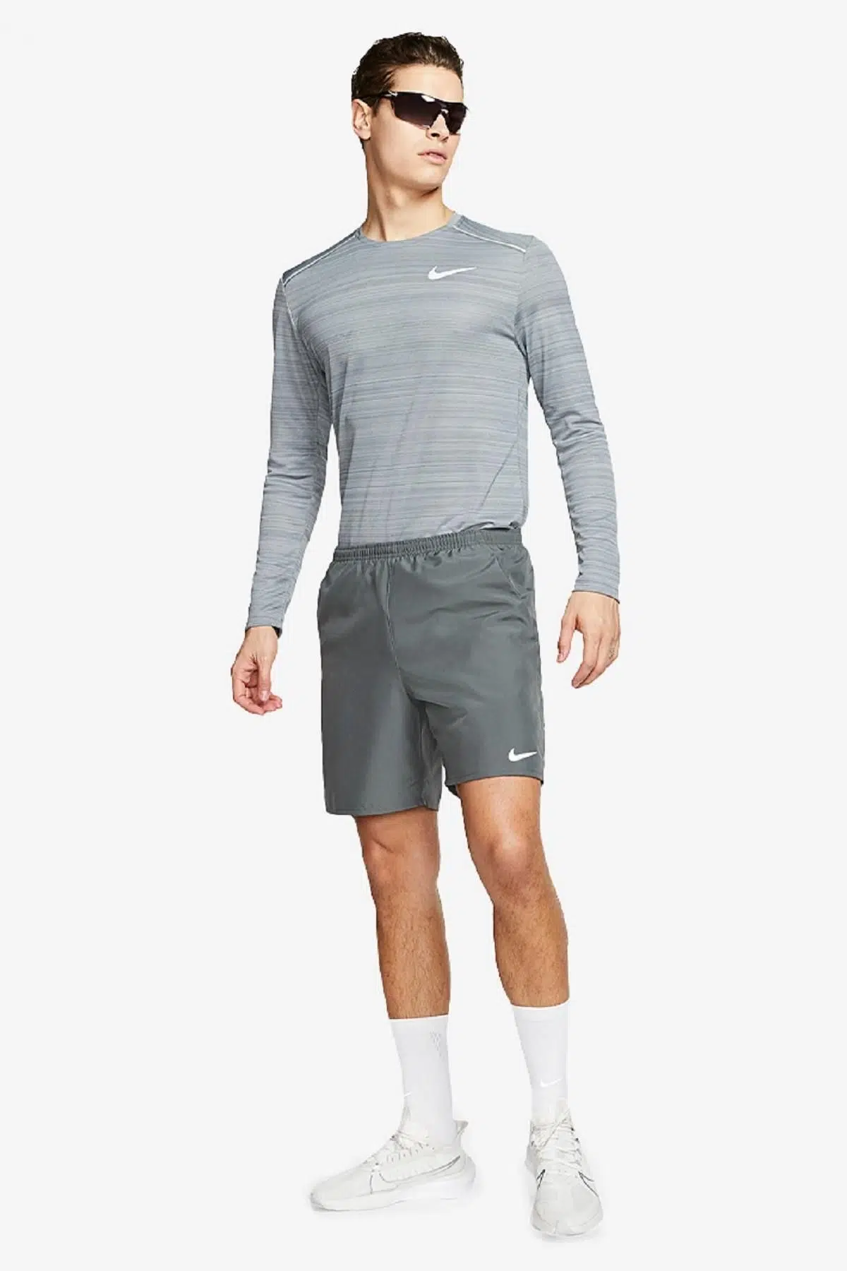 Nike Dri Fit Run 7 Shorts Slip Astarlı Gri Koşu Şortu