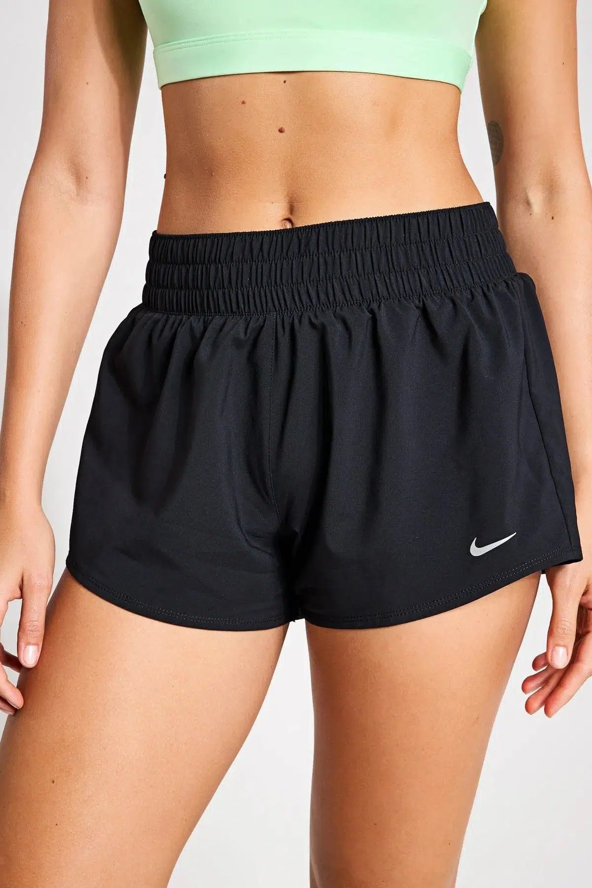 Nike One Dri-FIT 3" Brief Lined Loose Fit Shorts Kadın Bol Kesim 2 Cepli Slip Astarlı Şort Siyah