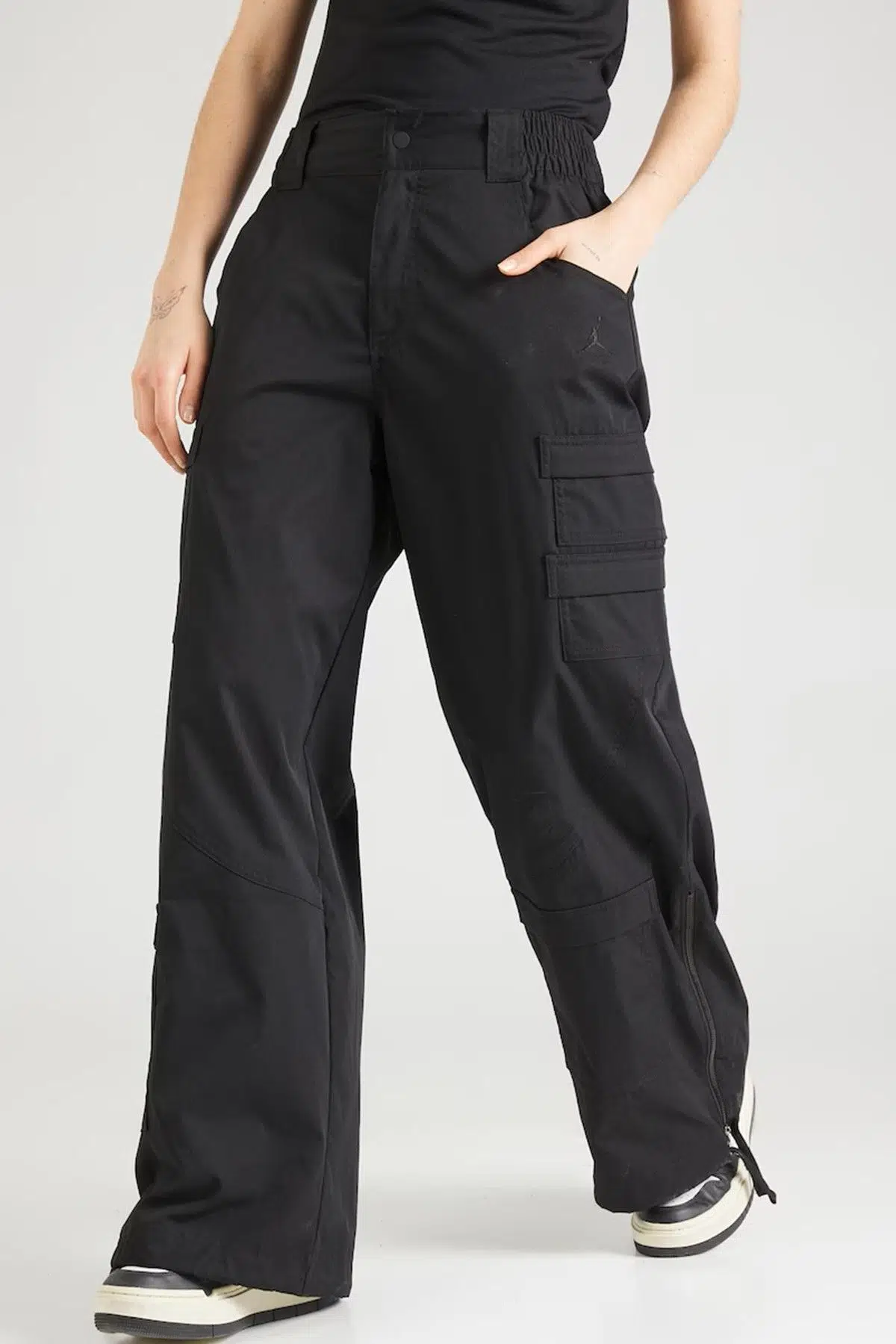 Nike Jordan Chicago Loose Fit Multi Pocket Cargo Trousers Black Kadın Büyük Beden Kargo Cepli Dokuma Eşofman Altı Siyah