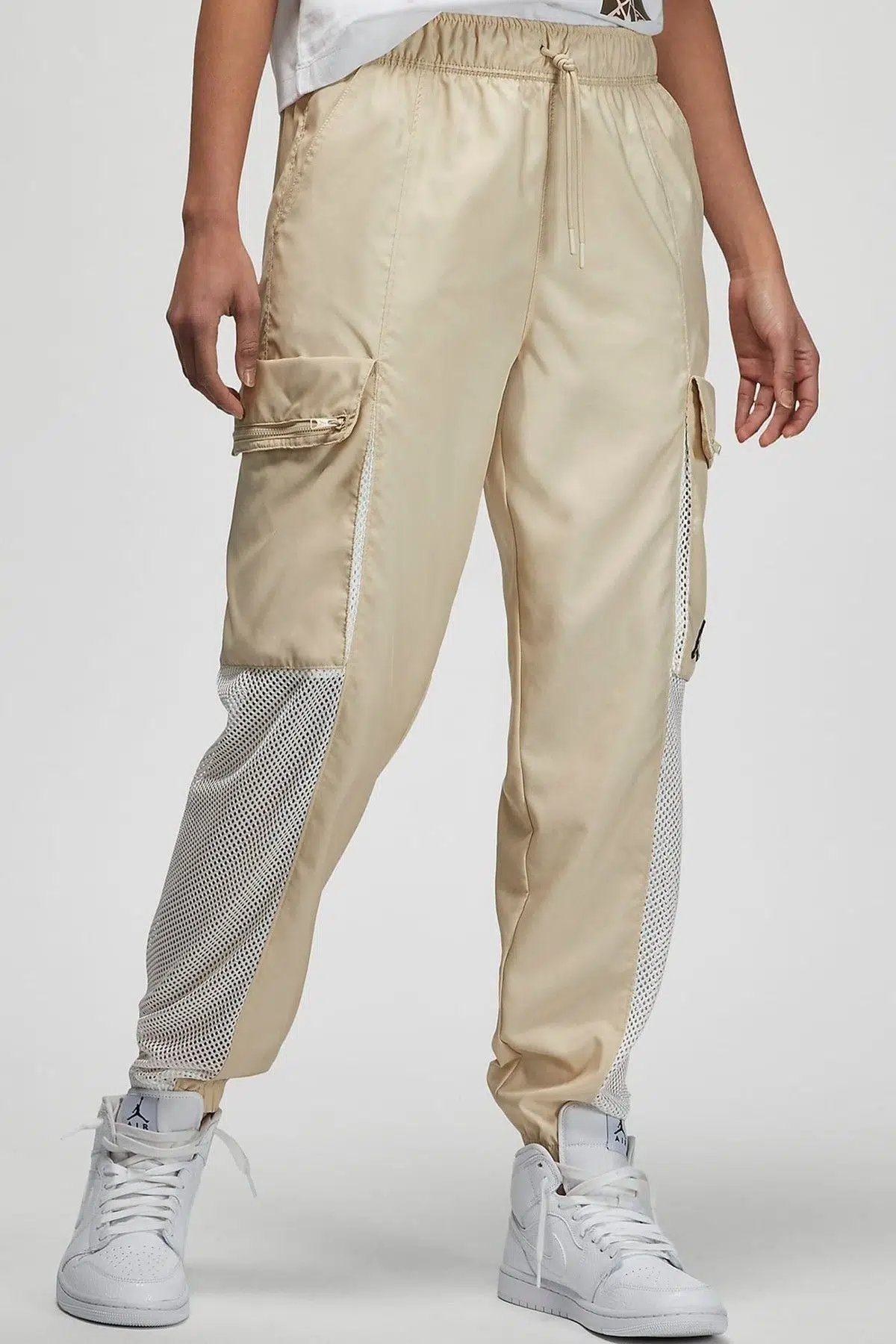 Nike Jordan Essen Utility Womens Pant Beige Kargo Cepli Lastik Paçalı Kadın Eşofman Altı Bej