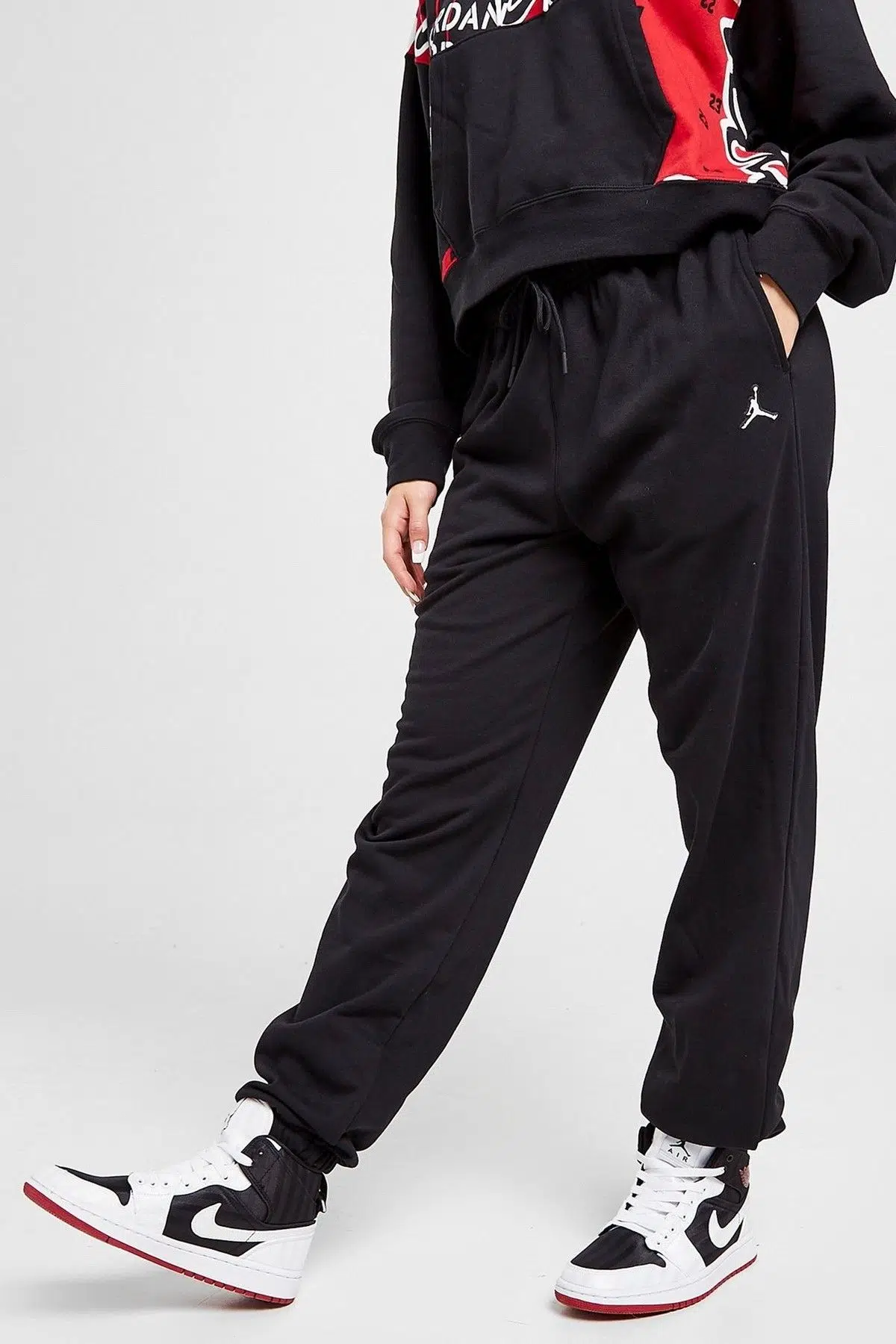 Nike Jordan Essential Core Loose Fit Fleece Pant.Lastik Paçalı Bol Kesim Pamuklu Kadın Günlük Eşofman Altı Siyah