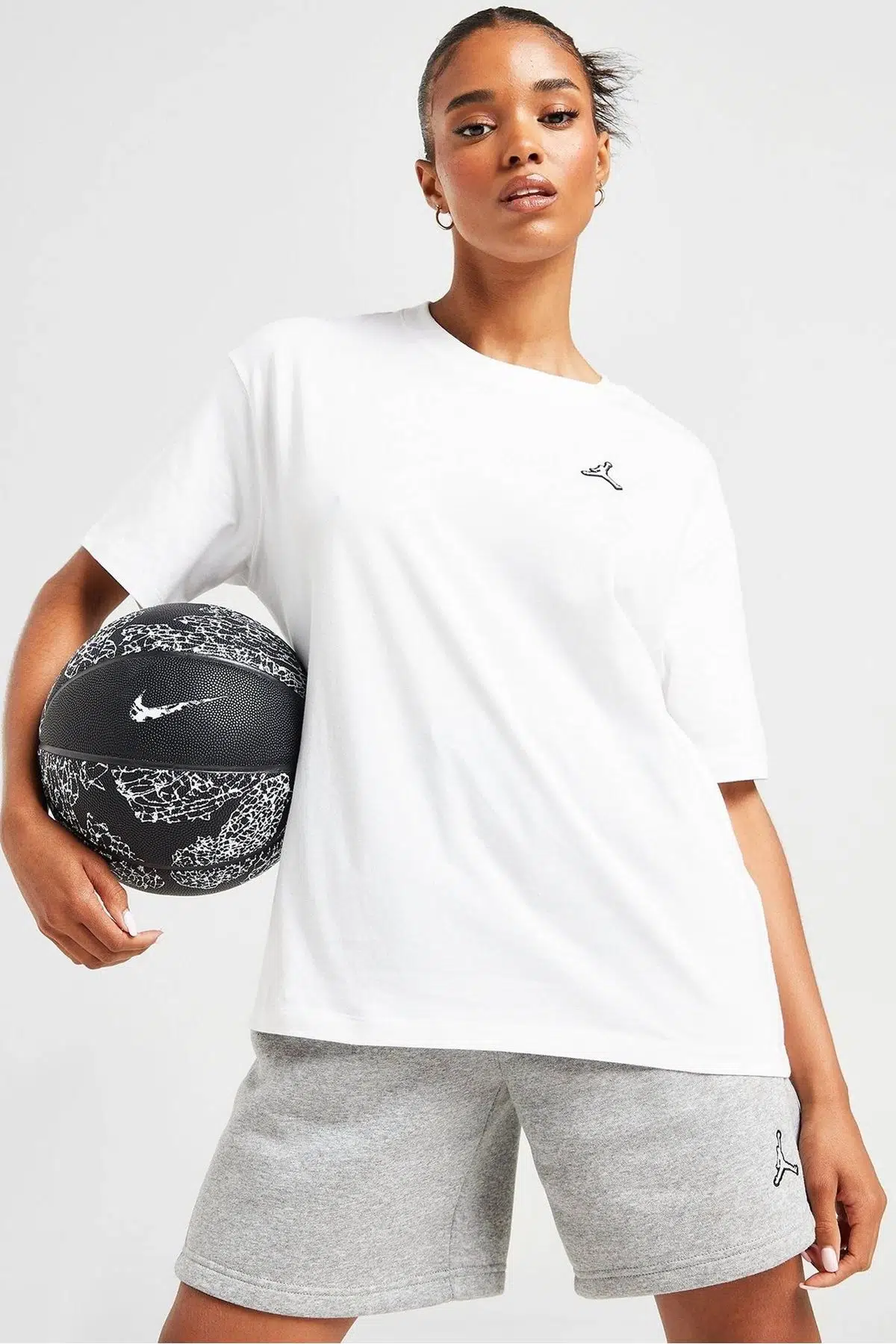 Nike Jordan Essentials SS Loose Fit Tee White Bol Kesim Tişört Beyaz 