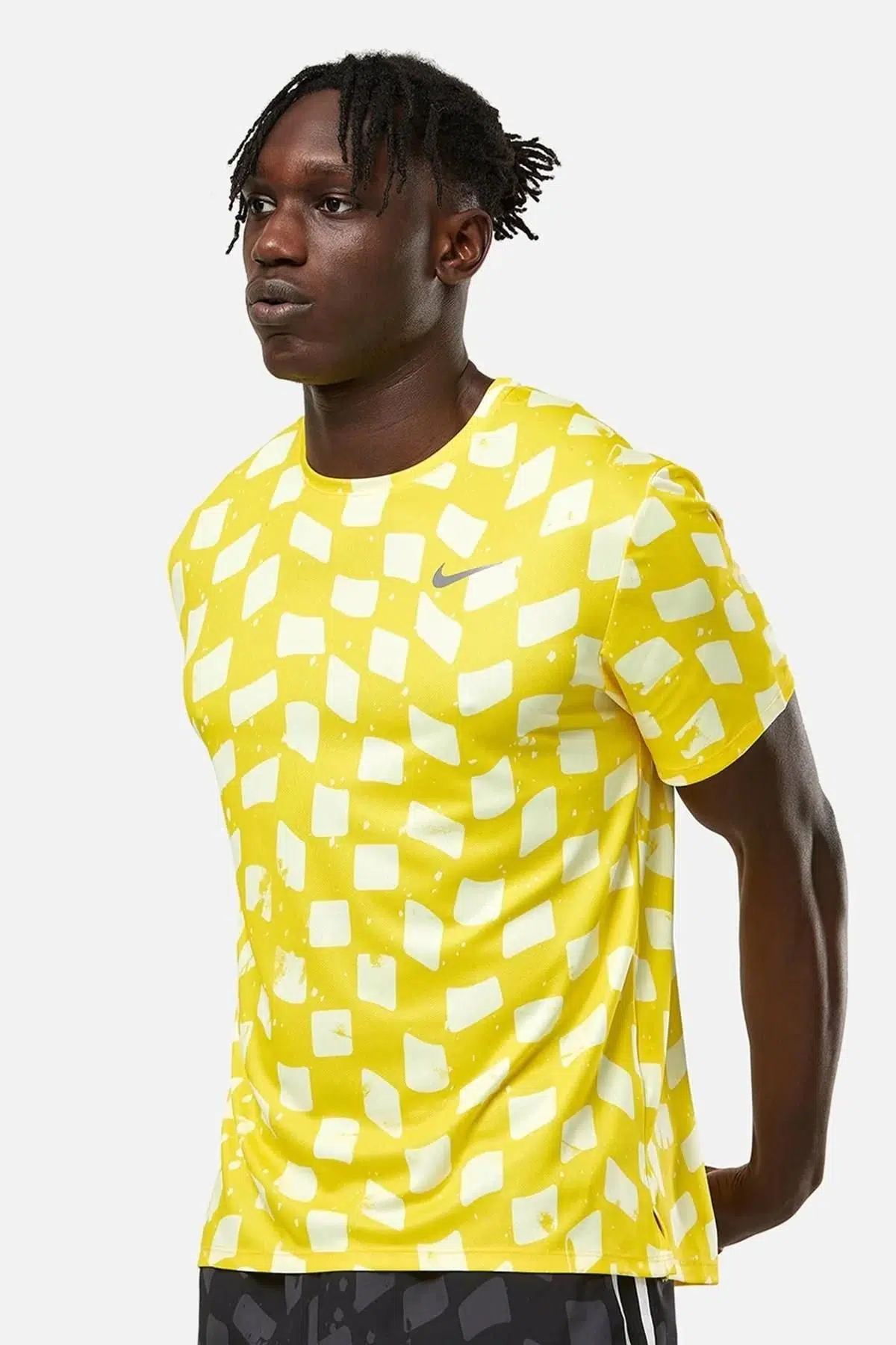 Nİke Dri Fit Miler Running T-shirt Yellow Reflektörlü Erkek koşu Tişörtü Sarı