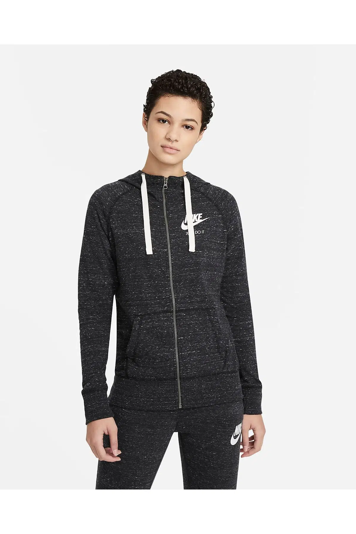 Nike Kadın Sweatshirt CN6892-010