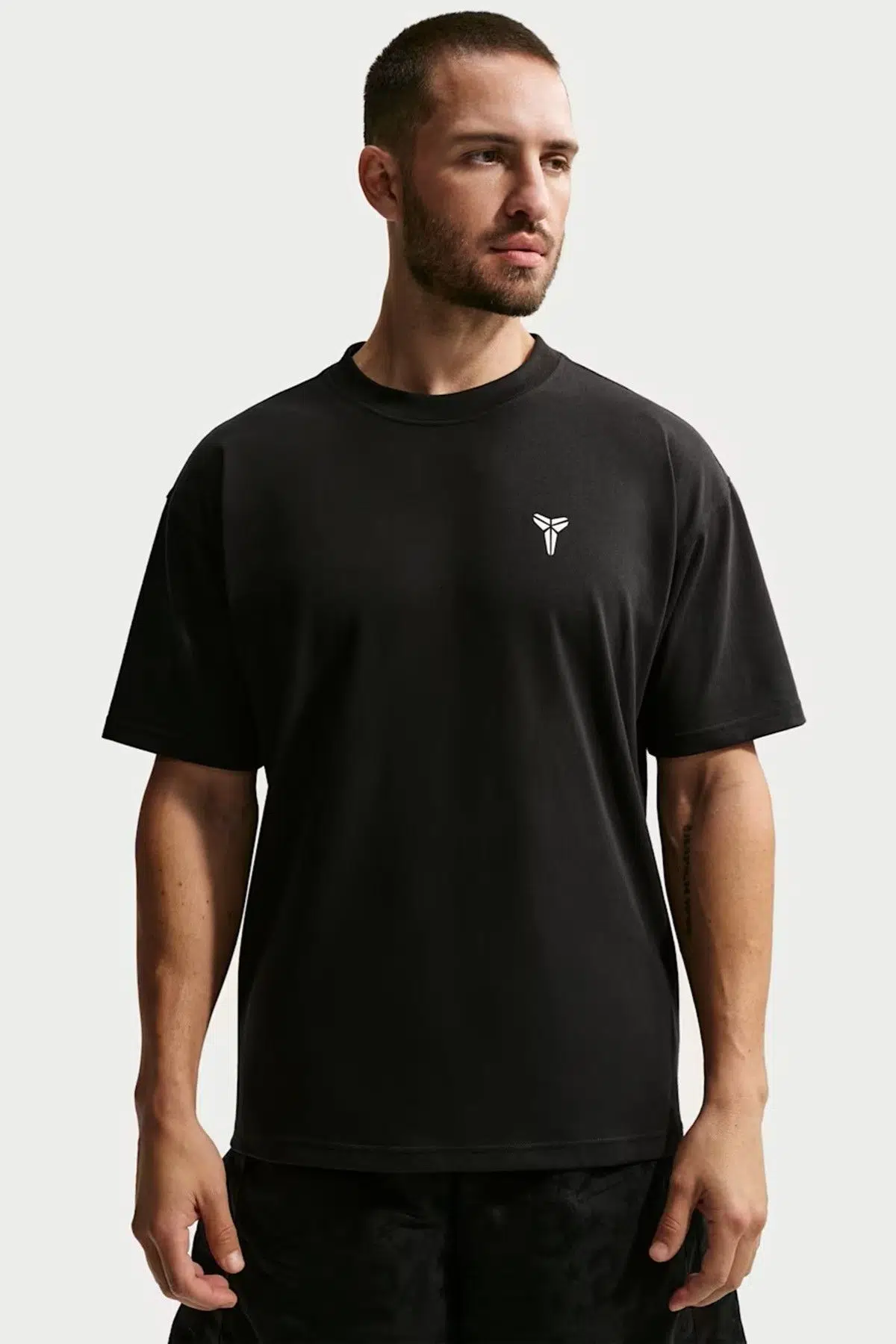 Nike Kobe Mens Dri Fit Loose Fit Basketball Tshirt Bol Kesim Kısa Kollu Bisiklet Yaka Erkek Tişört Siyah