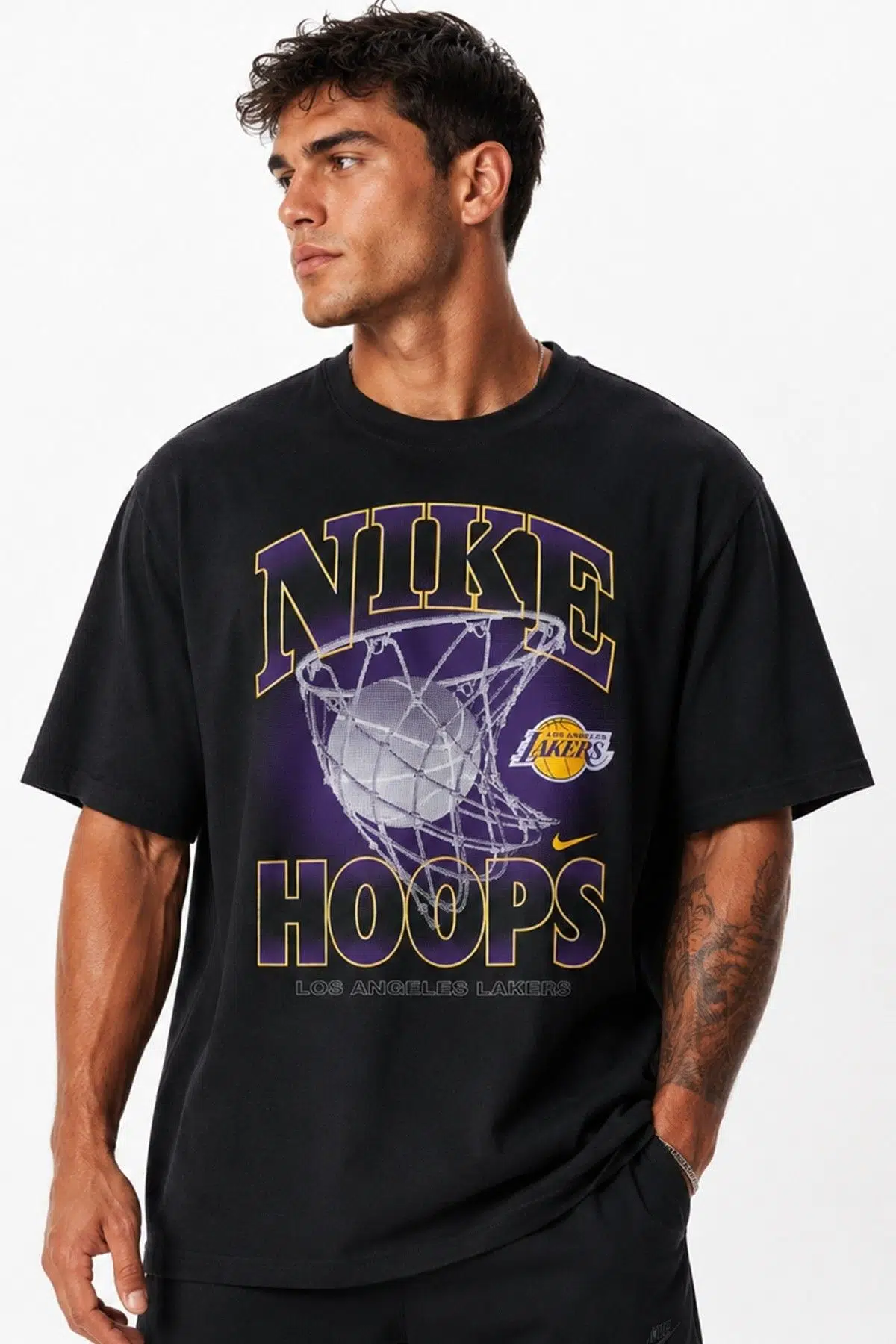 Nike Los Angeles Lakers Courtside Loose Fit Mens Tee Erkek Grafik Baskılı Bol Kesim Tişört Siyah