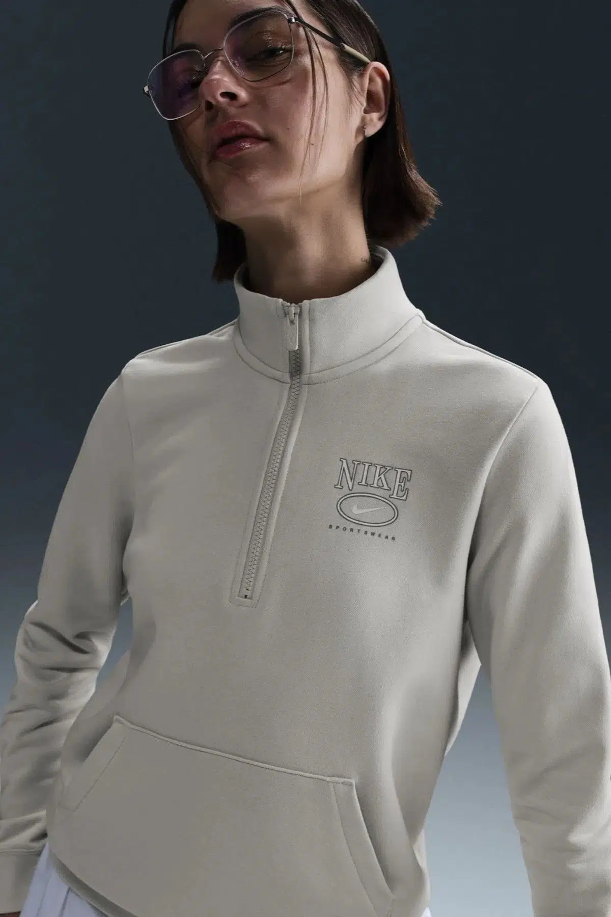 Nike Club Fleece Mock Gx QZ Top Sweatshirt Kadın Oversize Kısa Yarım Fermuar Sweatshirt Krem
