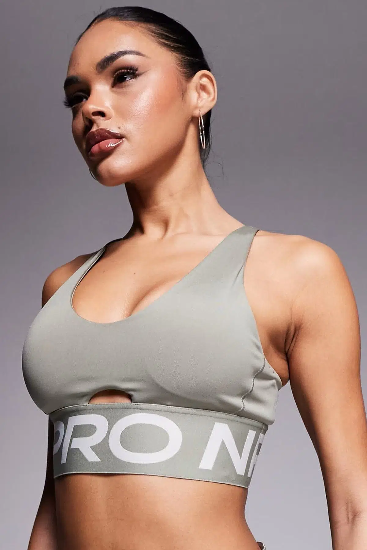 Nike Pro Indy Plunge-Support Bra Kadın Spor Bra Haki