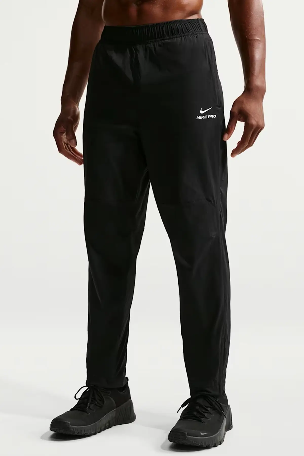 HV3803-010 Nike Pro Octa Therma-Fit ADV Mens Training Pant.Erkek Antreman Eşofman Altı Siyah Fermuar Cepli Erkek Antreman Eşofman Altı Siyah