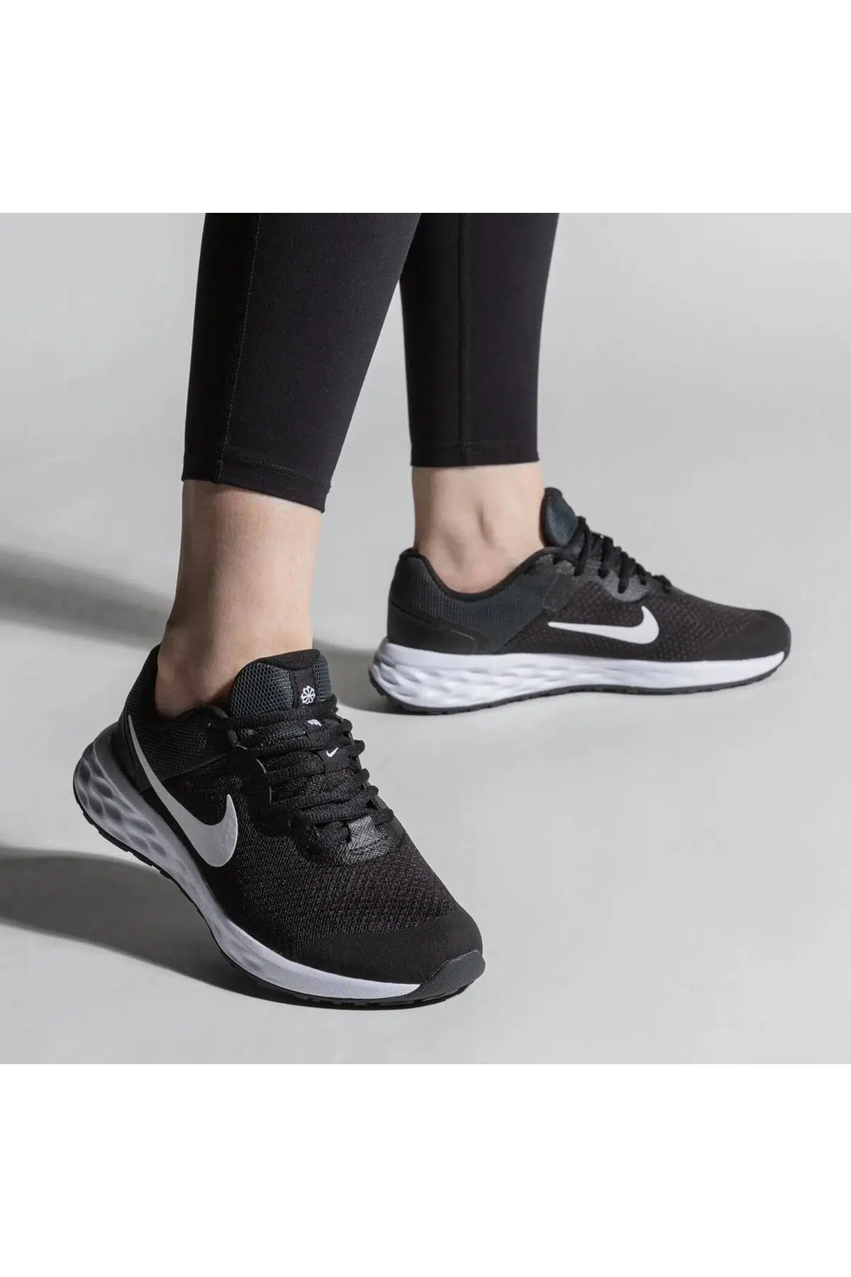 Nike Revolution 6 G. S. Walk Running Shoes Yürüyüş Koşu Ayakkabısı Siyah Beyaz