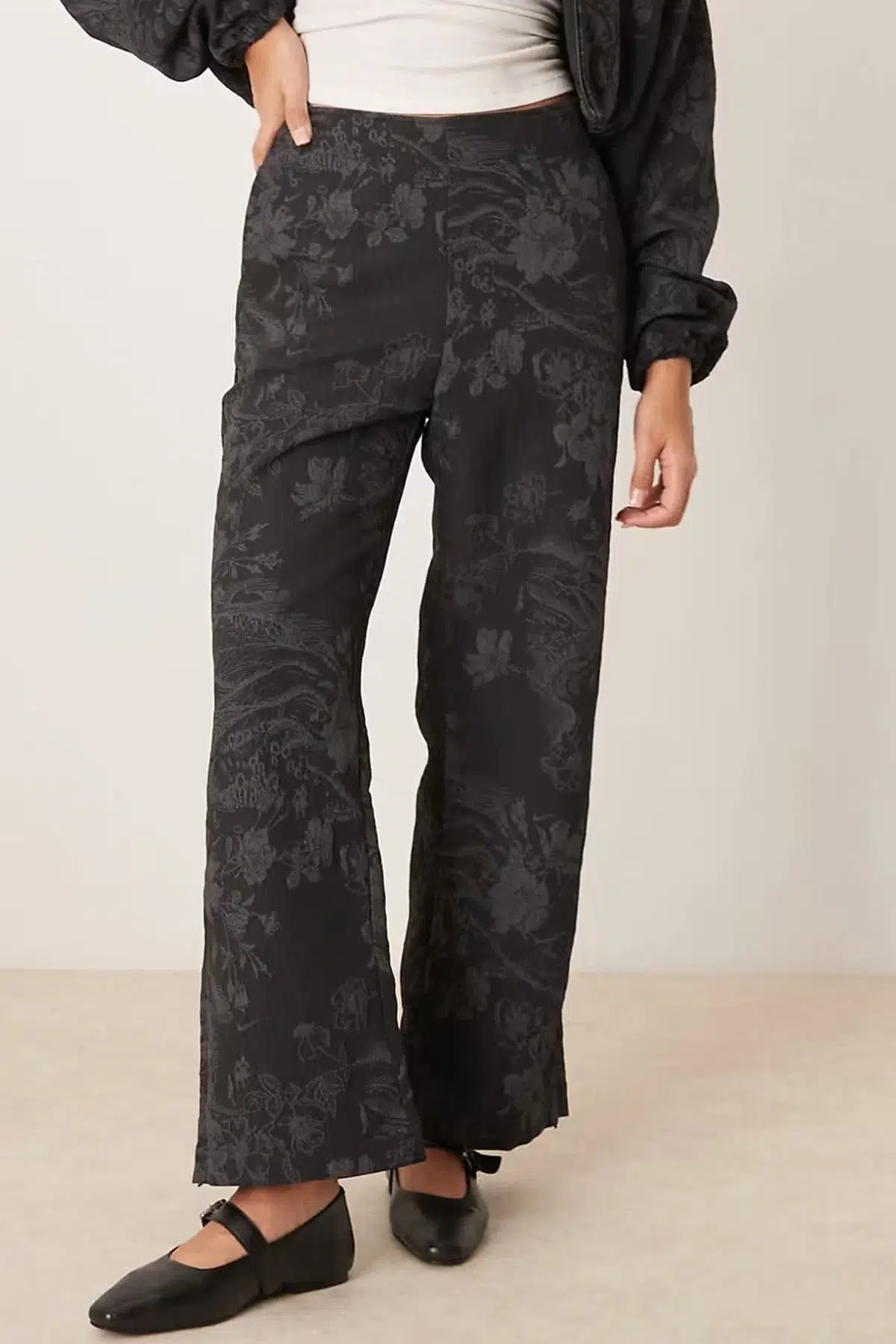 Nike Sportswear Collection Jacquard Tracksuit Bottoms Kadın Jakarlı Fermuarlı Bel ve Paçalı Eşofman Altı Siyah