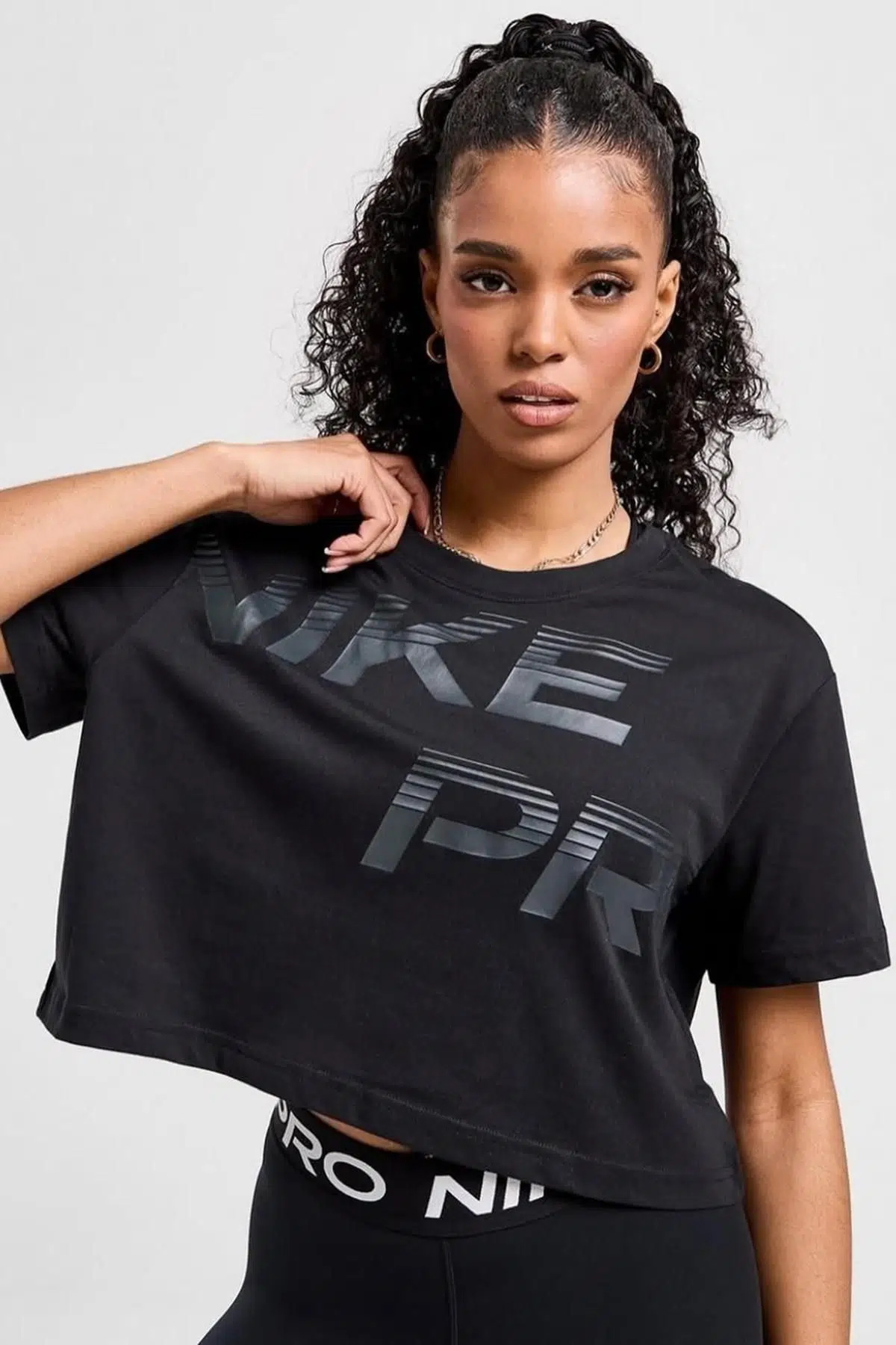Nike Pro Dri Fit Graphics Loose Fit T-shirt Kadın Crop Büyük Beden Günlük Tişört Siyah