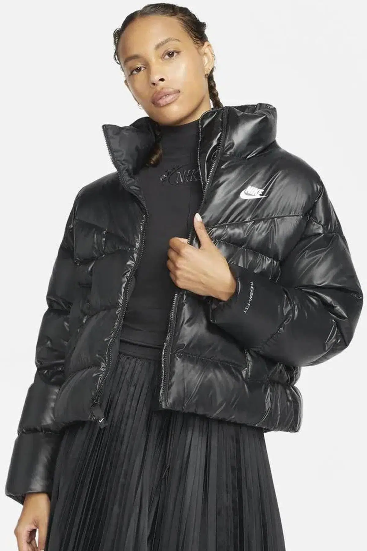 Nike Sportswear Down Fill Therma Fit City Series Full Zip Kadın Bol Kesim Kaz Tüyü Spor Ceket Siyah
