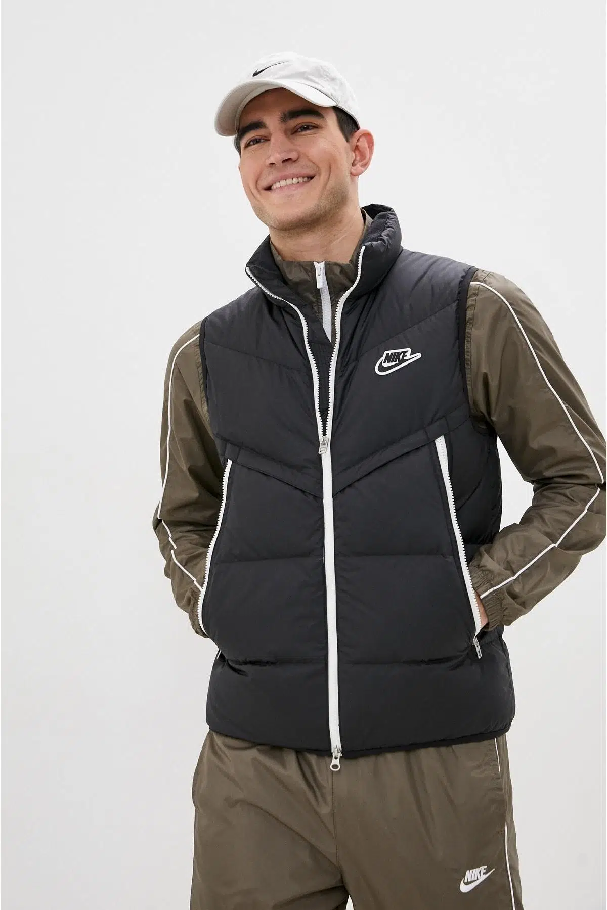 Nike Sportswear Down-Fill Windrunner Shield Erkek Kaz Tüyü Yelek Siyah