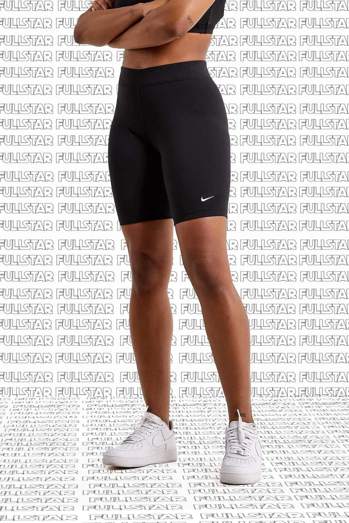 Nike Sportswear Essential Biker Pamuk Polyester Siyah Kısa Tayt Şort