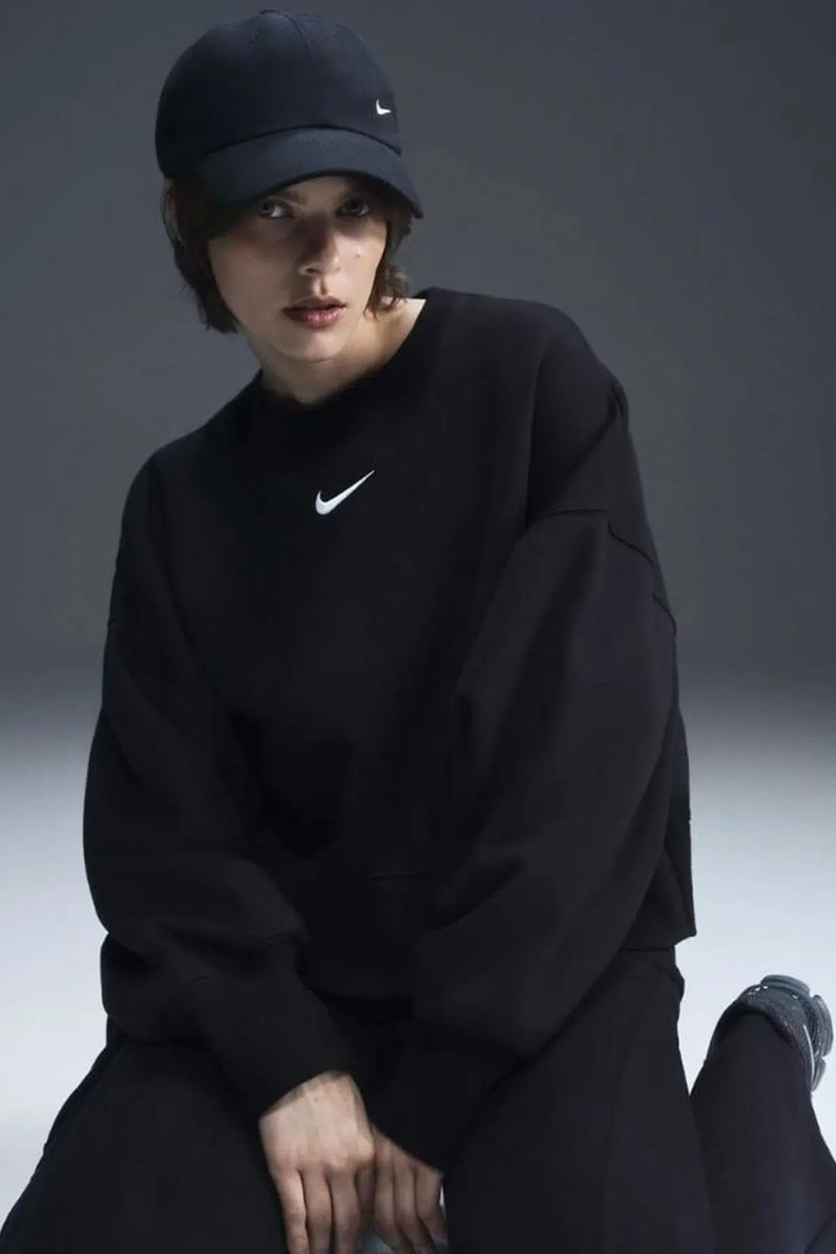 Nike Sportswear Essential Collection Fleece Oversized Kadın Sweatshirt Siyah