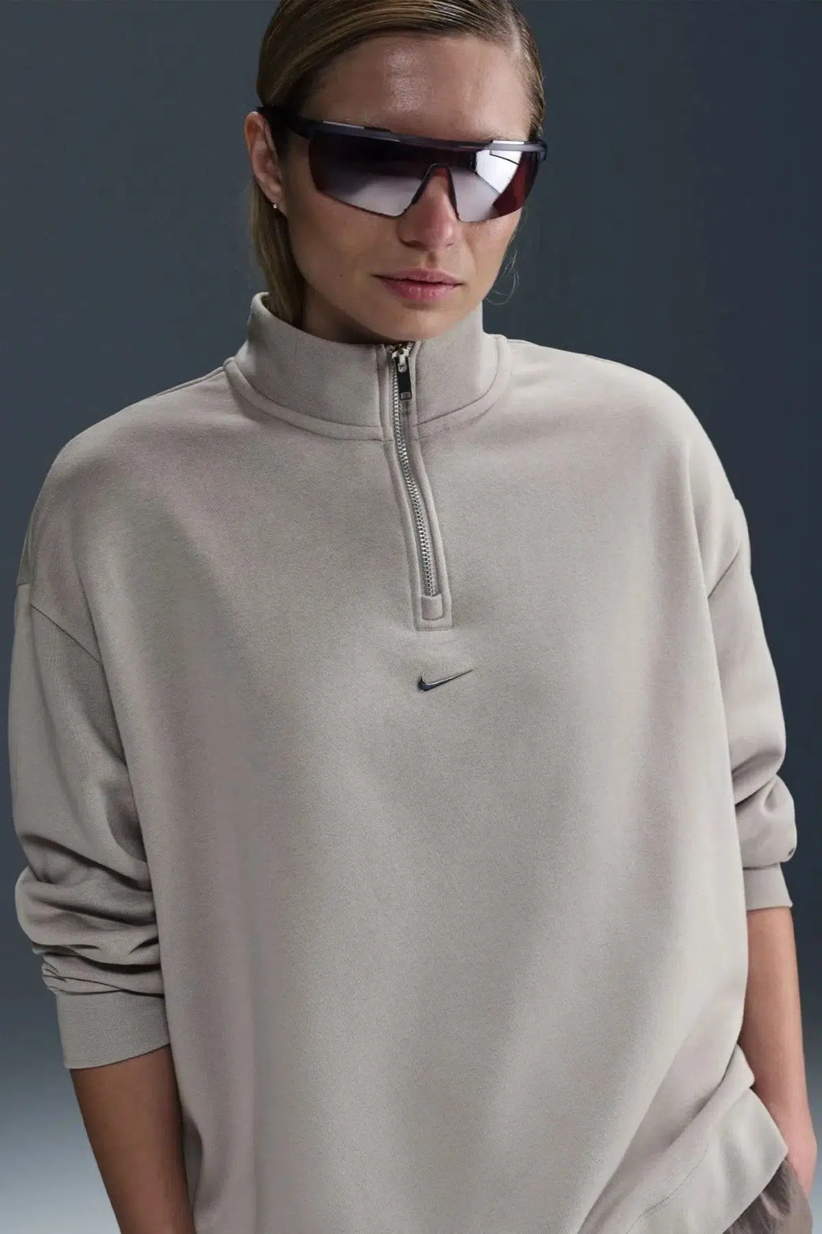 Nike Sportswear Fleece 1/4 Zipped Oversized Sweatshirt Kadın Oversize 1/4 Fermuarlı Sweatshirt Füme