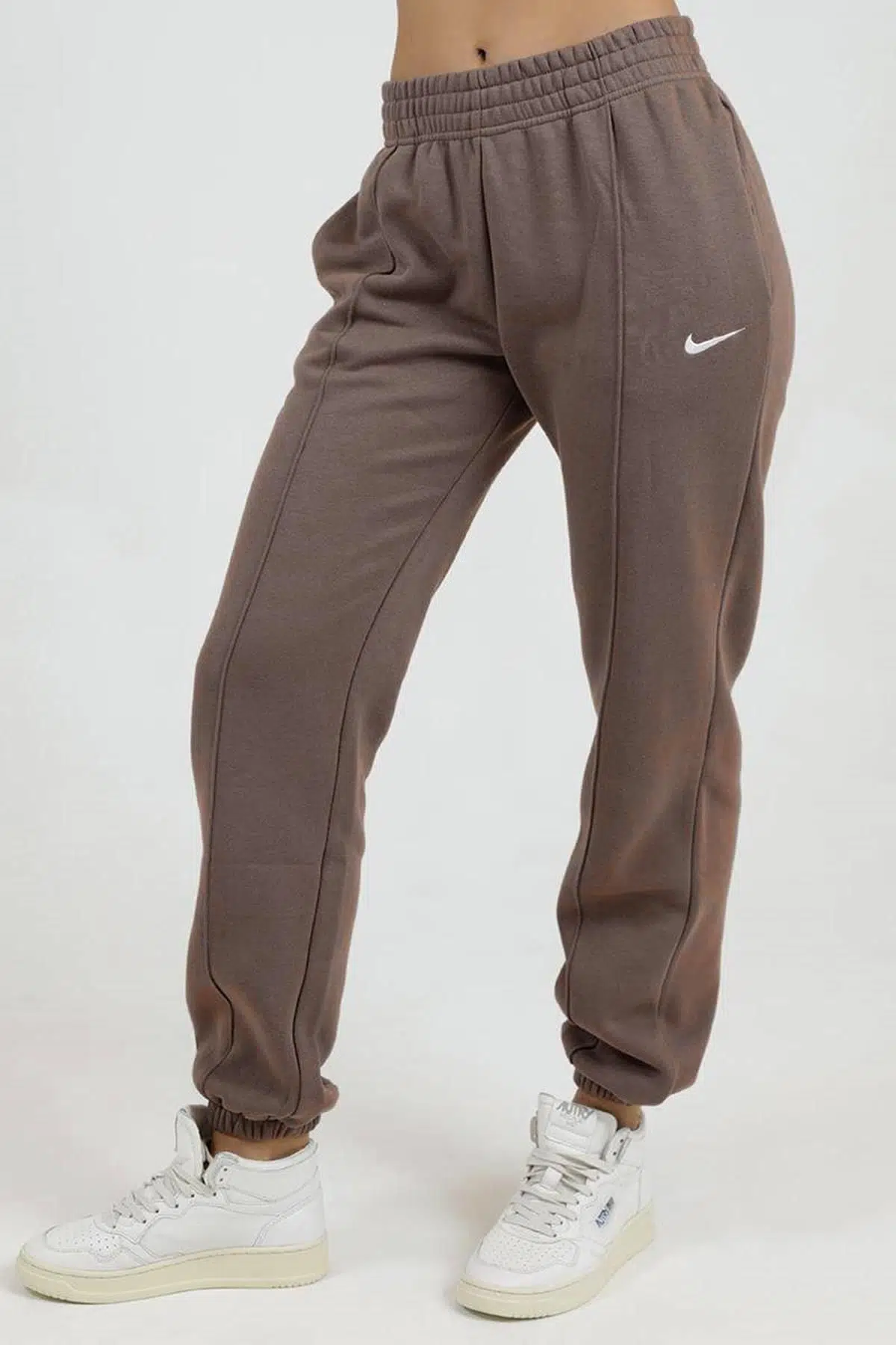 Nike Sportswear Loose Fit Pant Bol ve Uzun Kesim Eşofman Altı Koyu Kahverengi