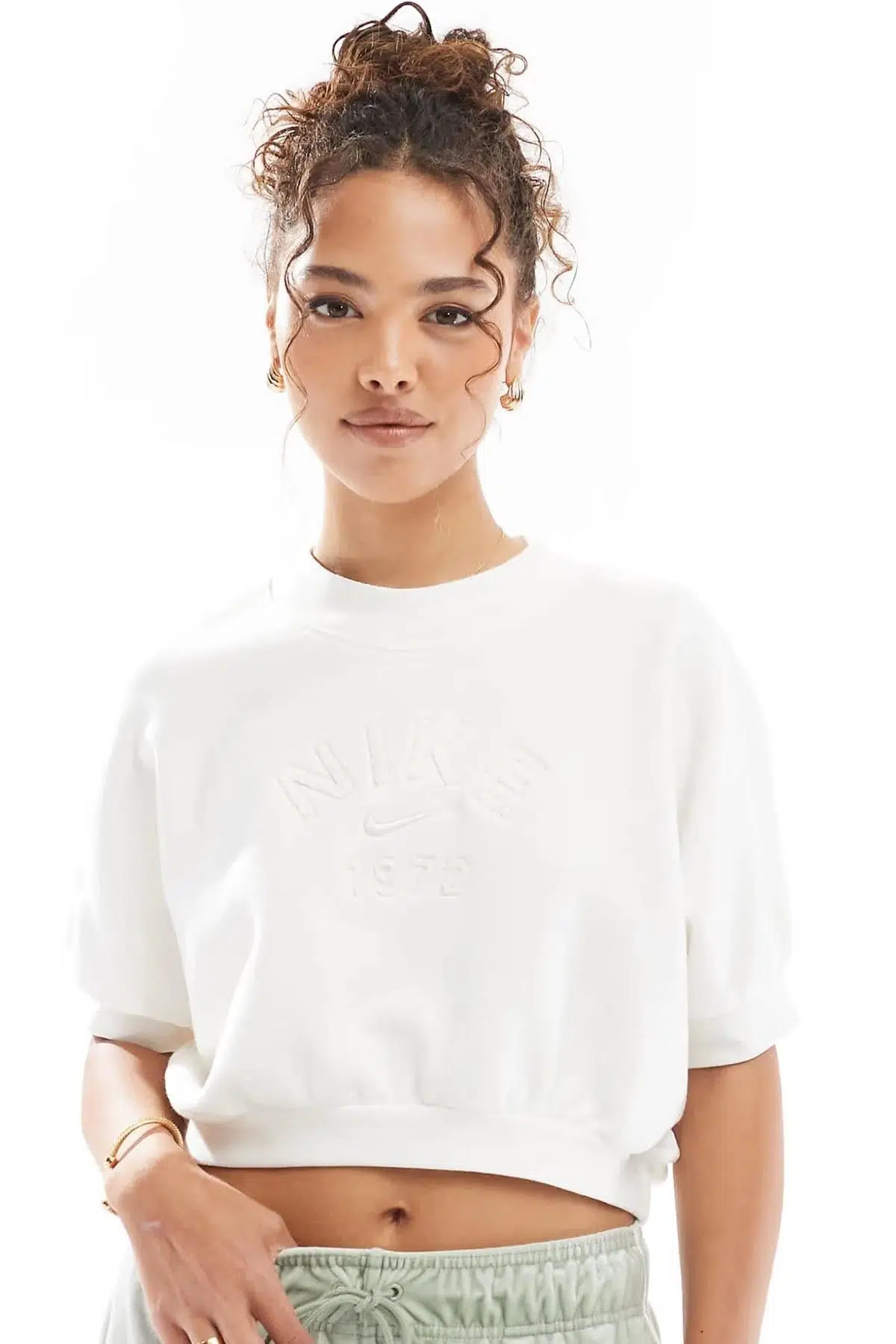 Nike Crop Loose Fit French Terry Short Sleeve Top Kadın Bol Kesim Crop Kısa Kollu Sweatshirt Beyaz