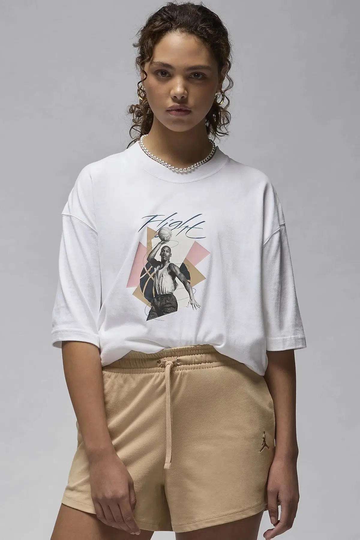 Nike Jordan Women's Graphic Oversize Tee Kadın Geniş Kalıp Pamuk Tişört Beyaz
