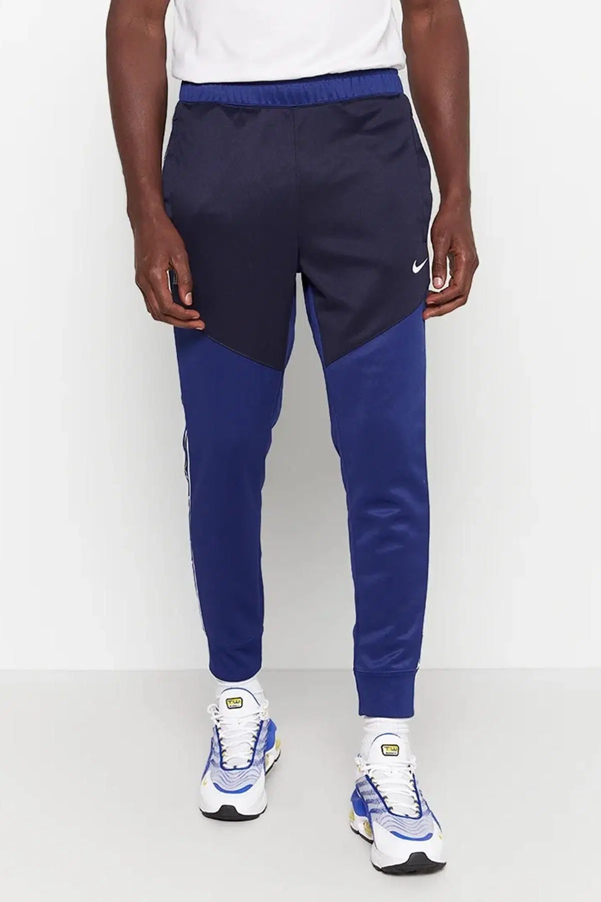 Nike Sportswear Repeat Jogger Konik Bacak Erkek Eşofman Altı Lacivert-Mavi