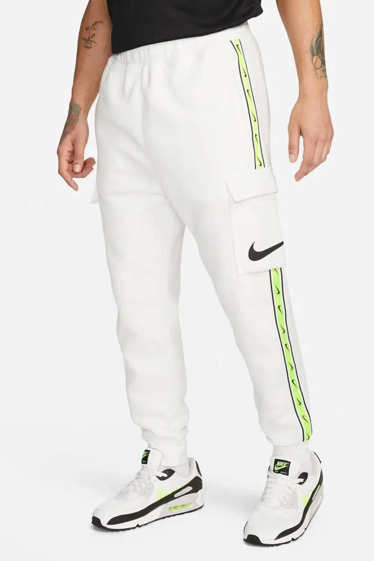 Nike Sportswear Repeat Standart Fit Kesim Şardonlu Kargo Cepli Erkek Eşofman Altı Beyaz