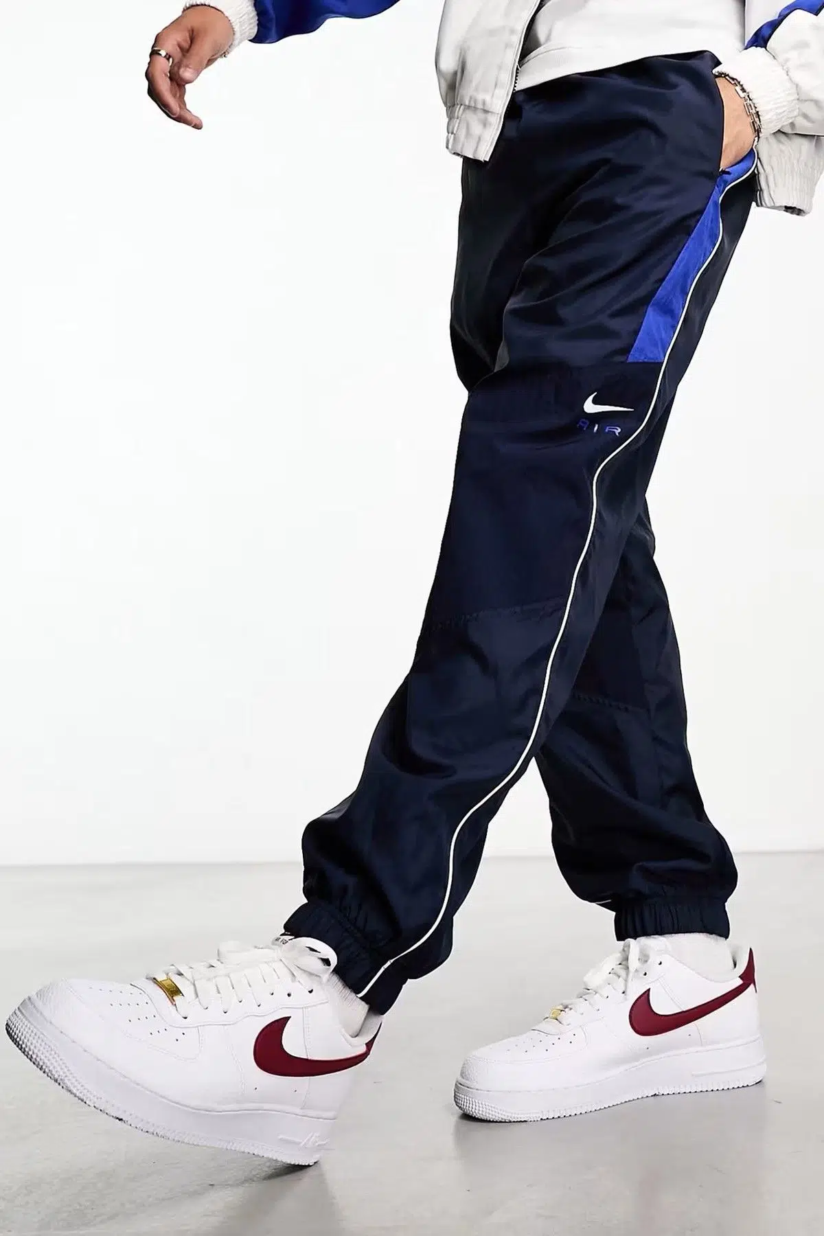 Nike Sportswear Swoosh Air Woven Loose Fit Mens Jogger Erkek Dokuma Bol Kesim Eşofman Altı Lacivert